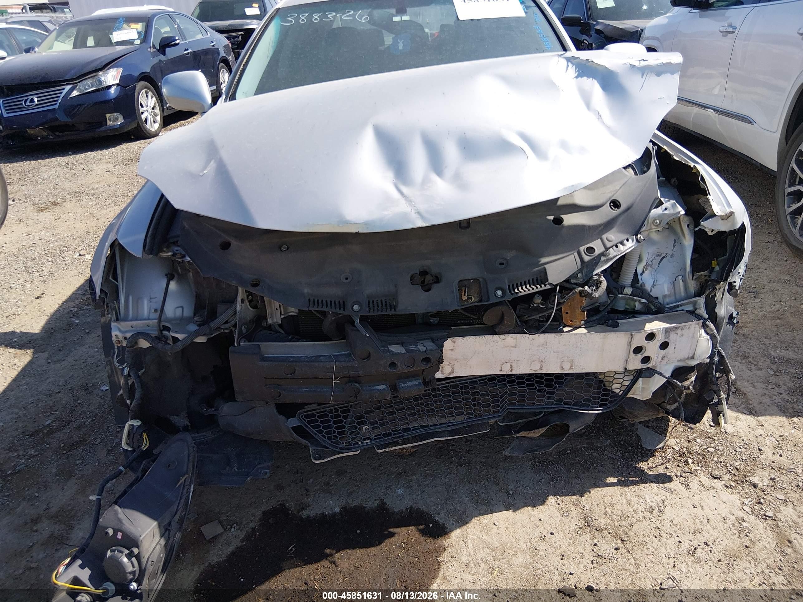 2007 Lexus Is 250   White vin: JTHBK262175038114