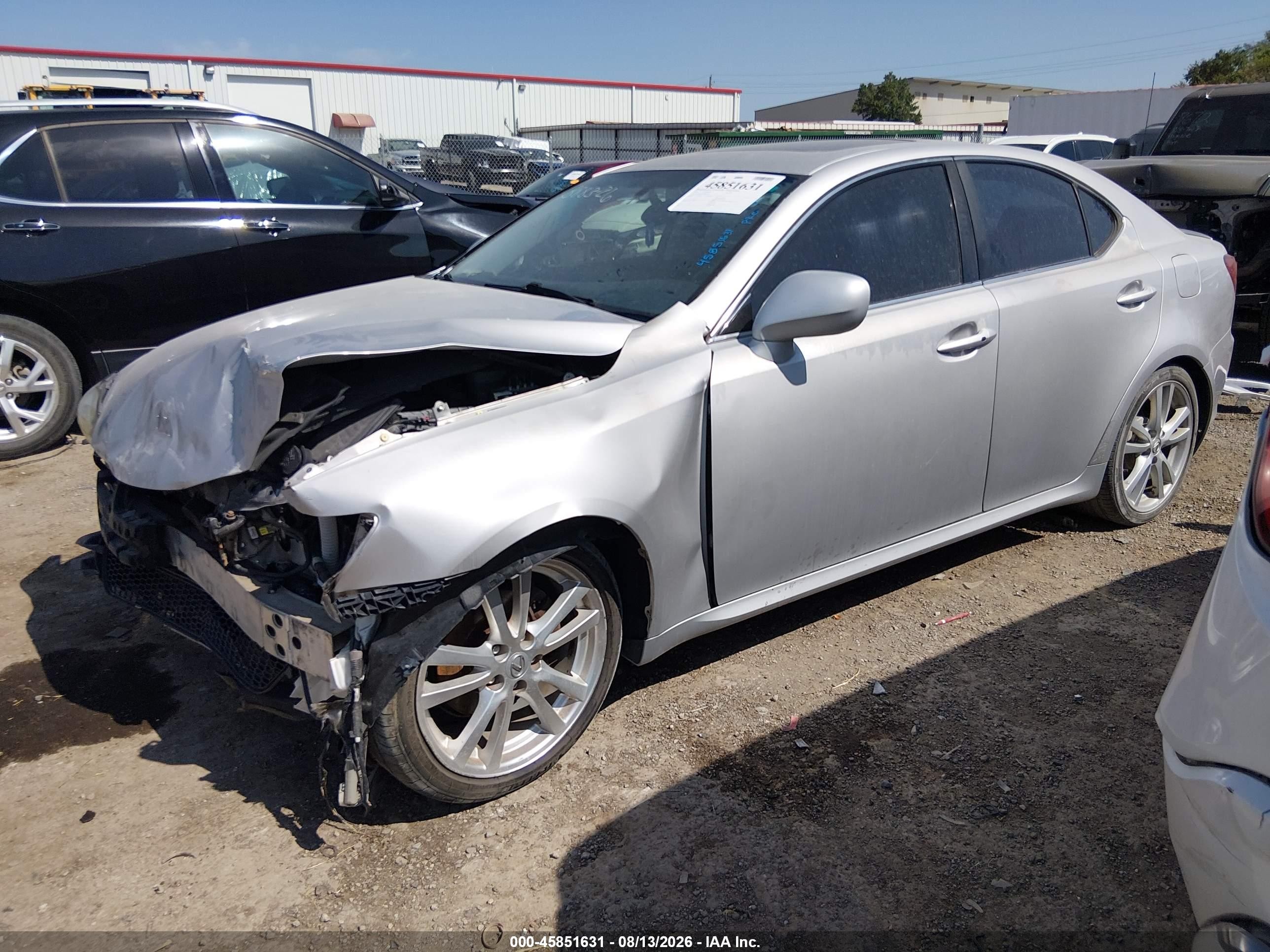 2007 Lexus Is 250   White vin: JTHBK262175038114