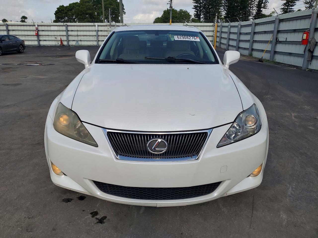 2008 Lexus Is 250 Base White vin: JTHBK262185065377