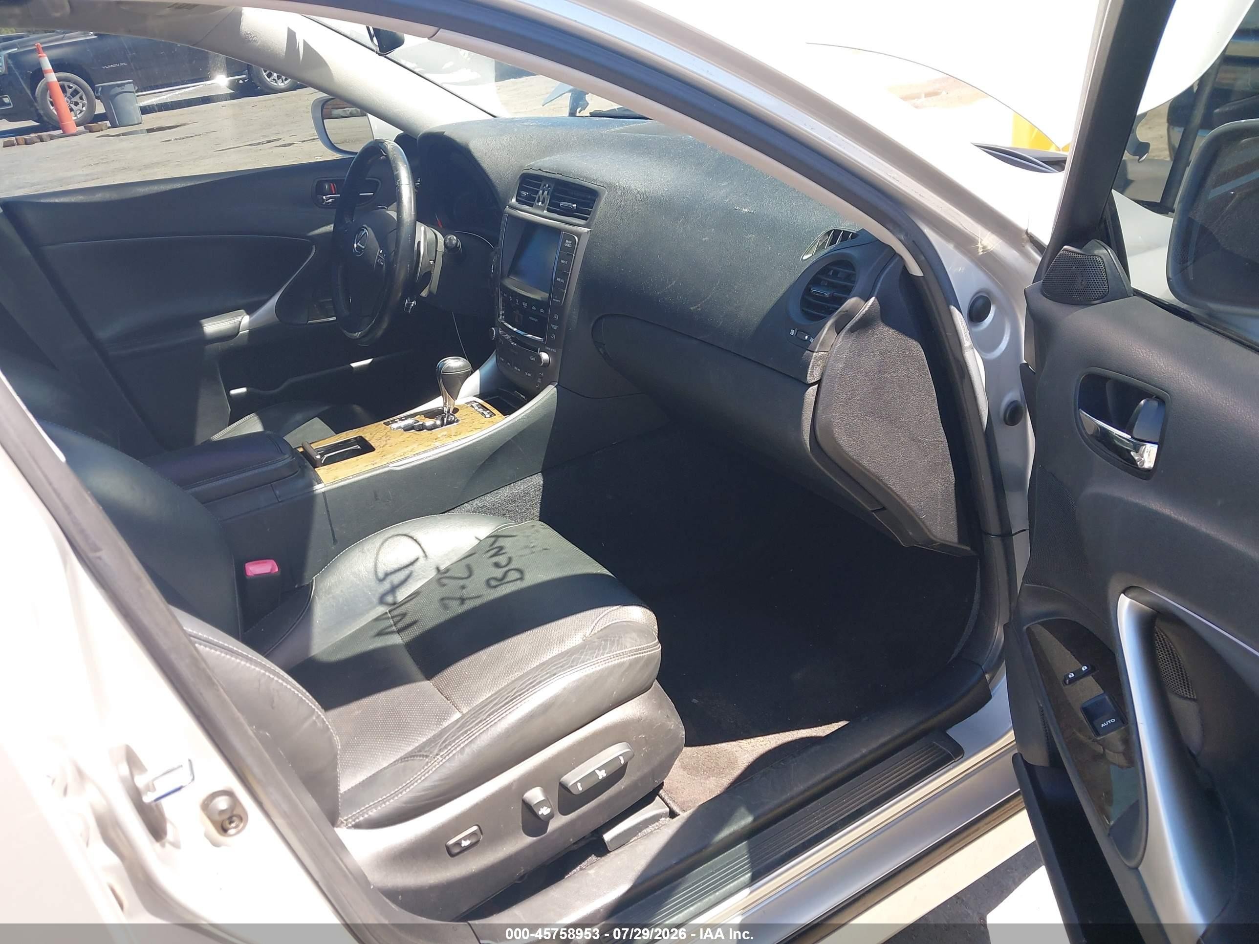 2009 Lexus Is 250   Silver vin: JTHBK262195102882