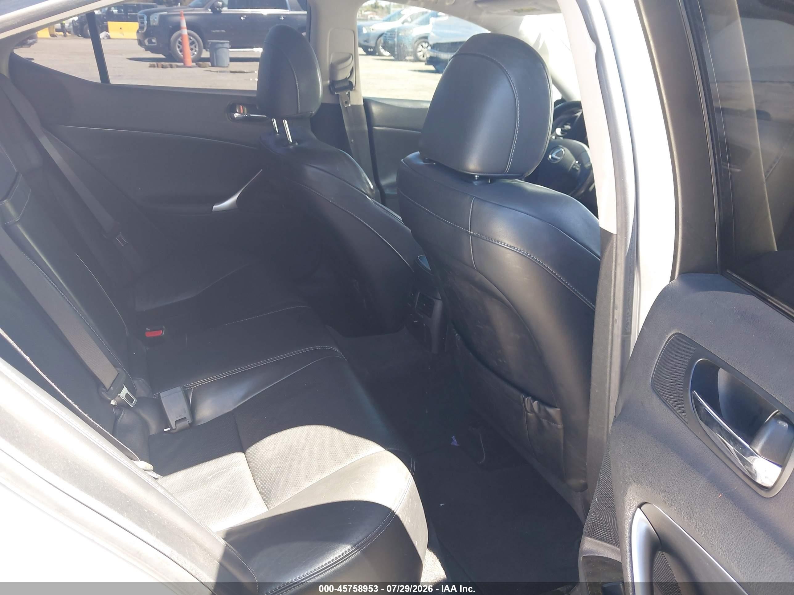 2009 Lexus Is 250   Silver vin: JTHBK262195102882