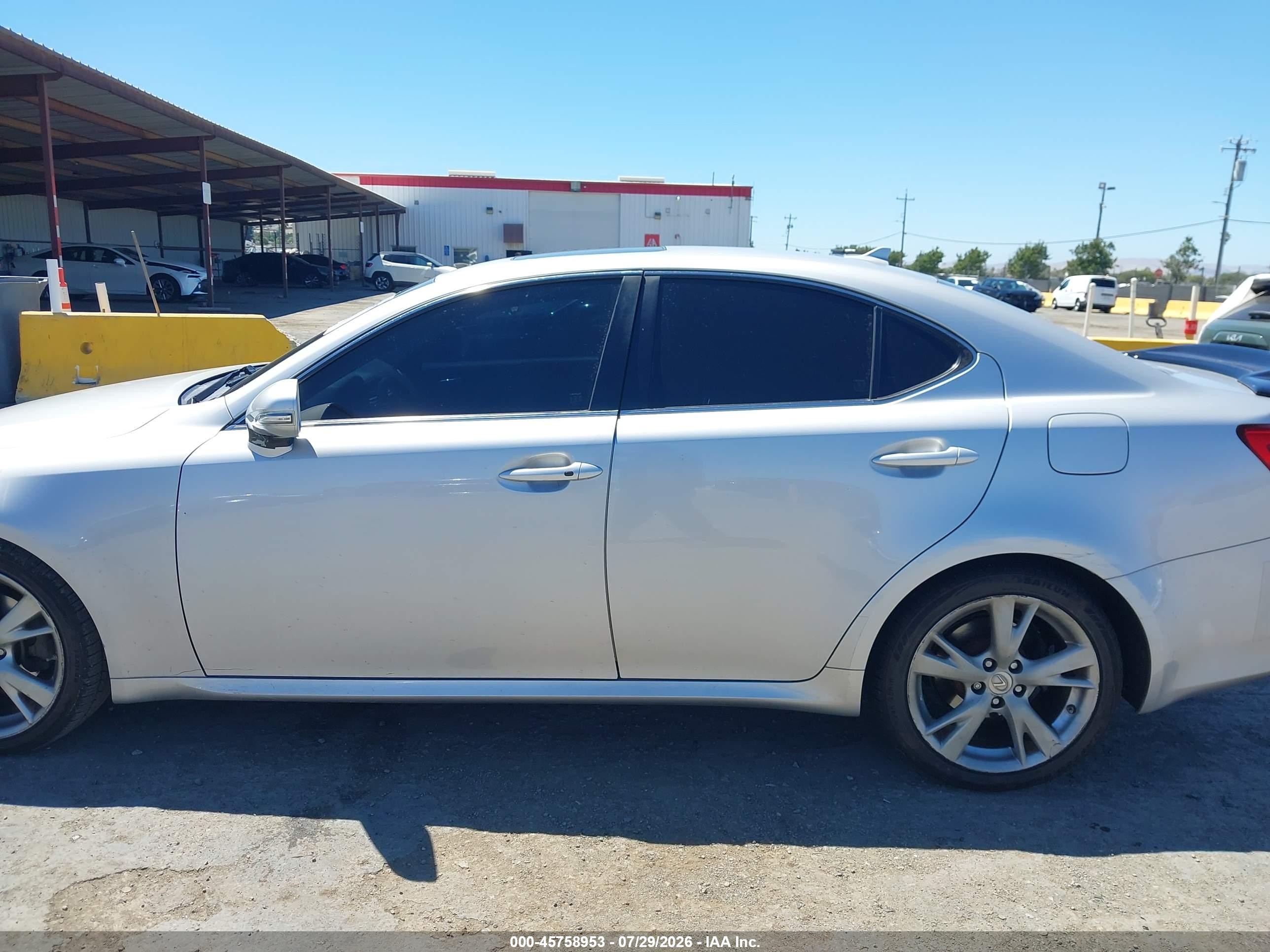 2009 Lexus Is 250   Silver vin: JTHBK262195102882