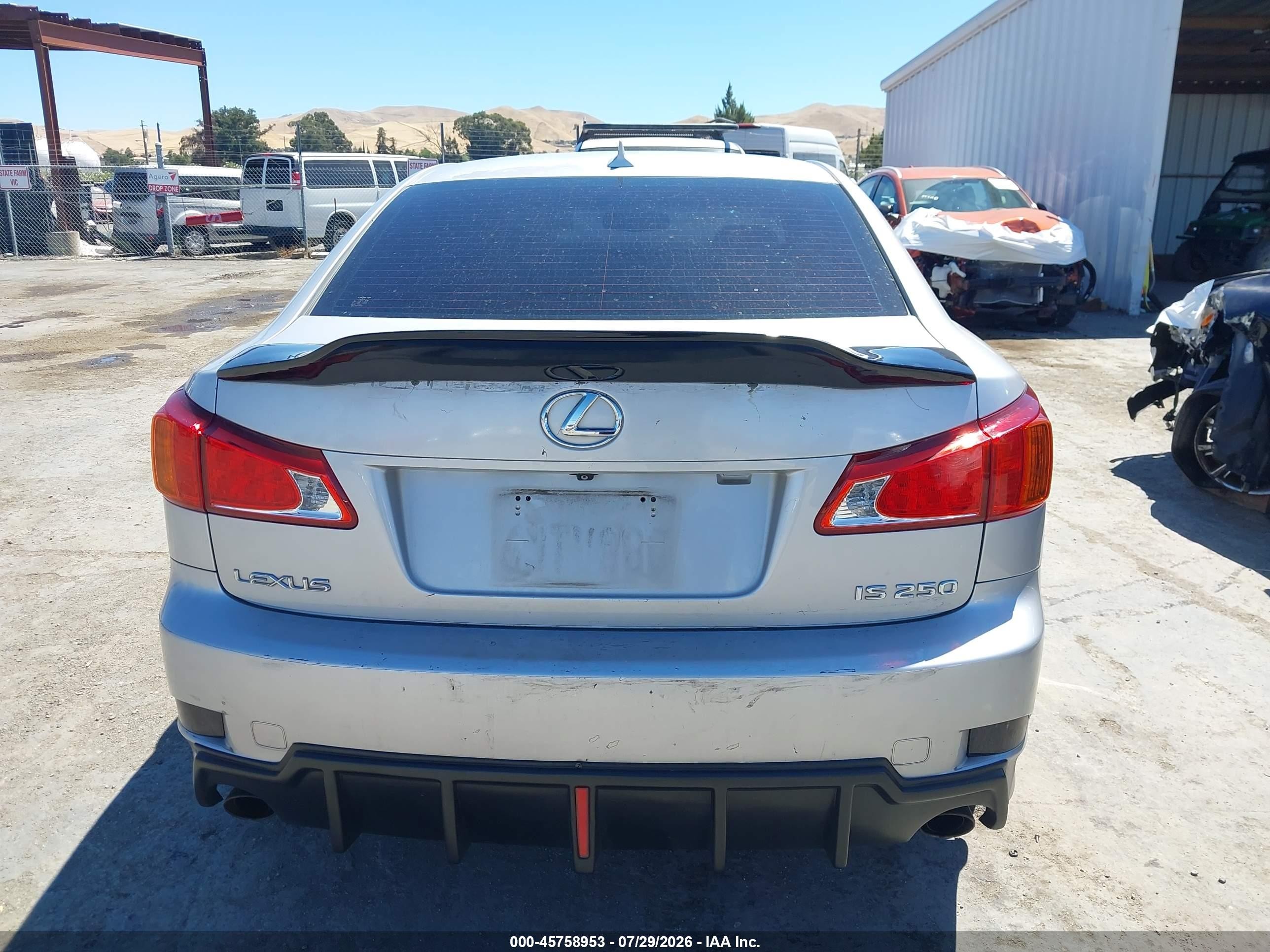 2009 Lexus Is 250   Silver vin: JTHBK262195102882