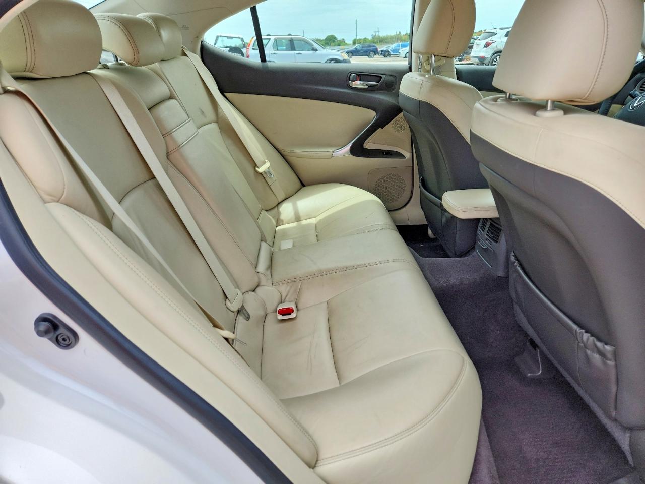 2009 Lexus Is 250 Base White vin: JTHBK262292089738