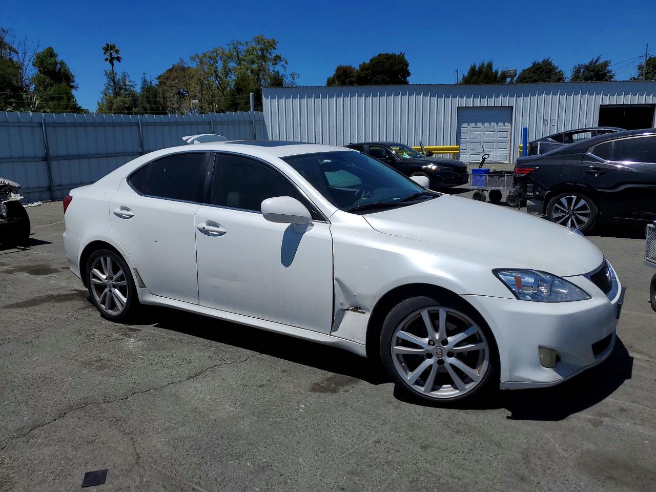2007 Lexus Is 250 White vin: JTHBK262372050556
