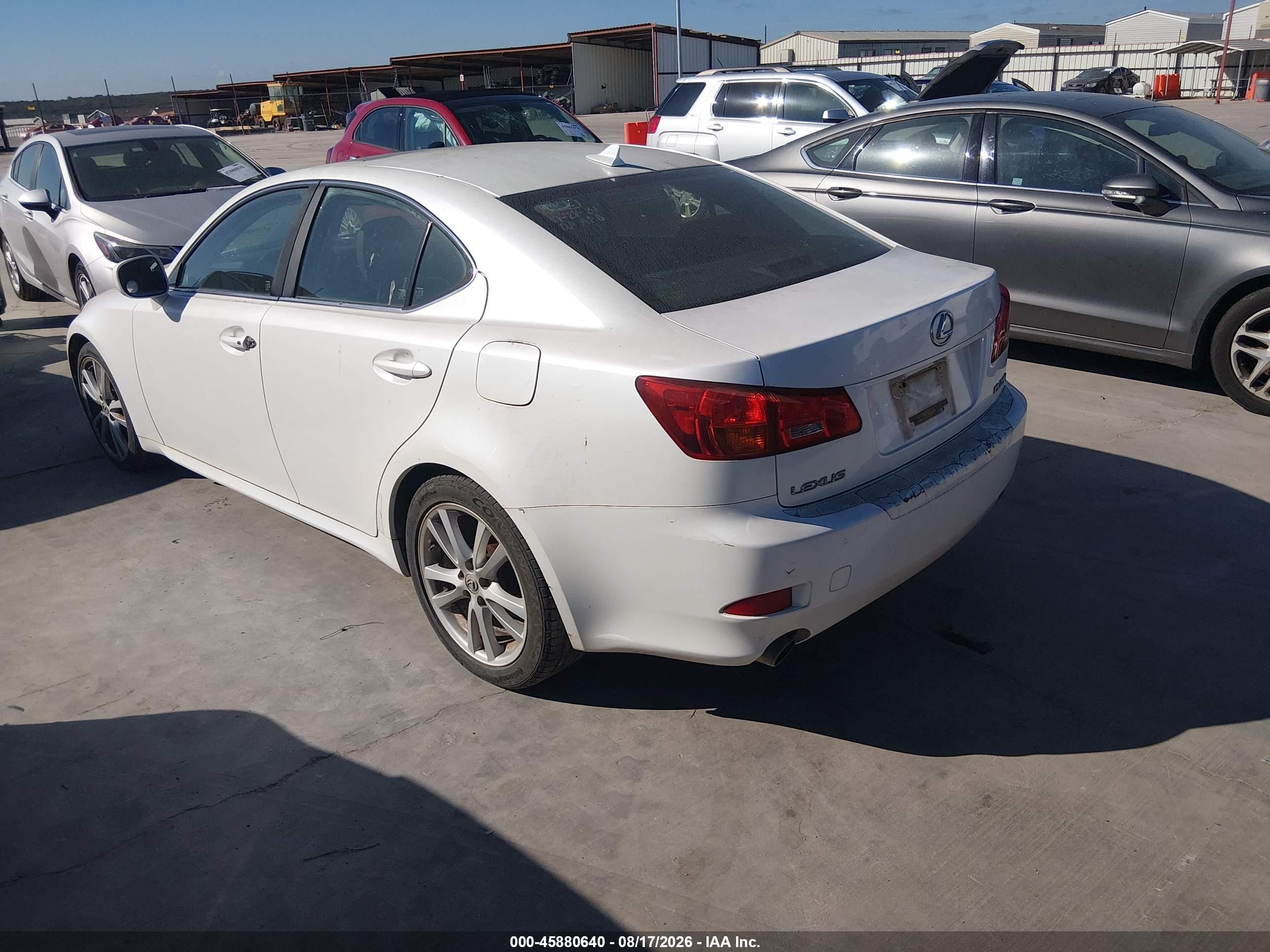 2007 Lexus Is 250   White vin: JTHBK262372053909