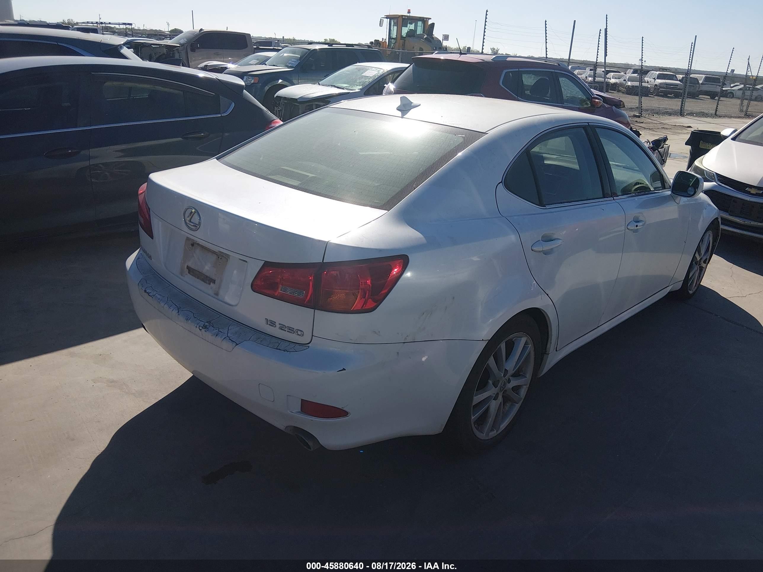 2007 Lexus Is 250   White vin: JTHBK262372053909