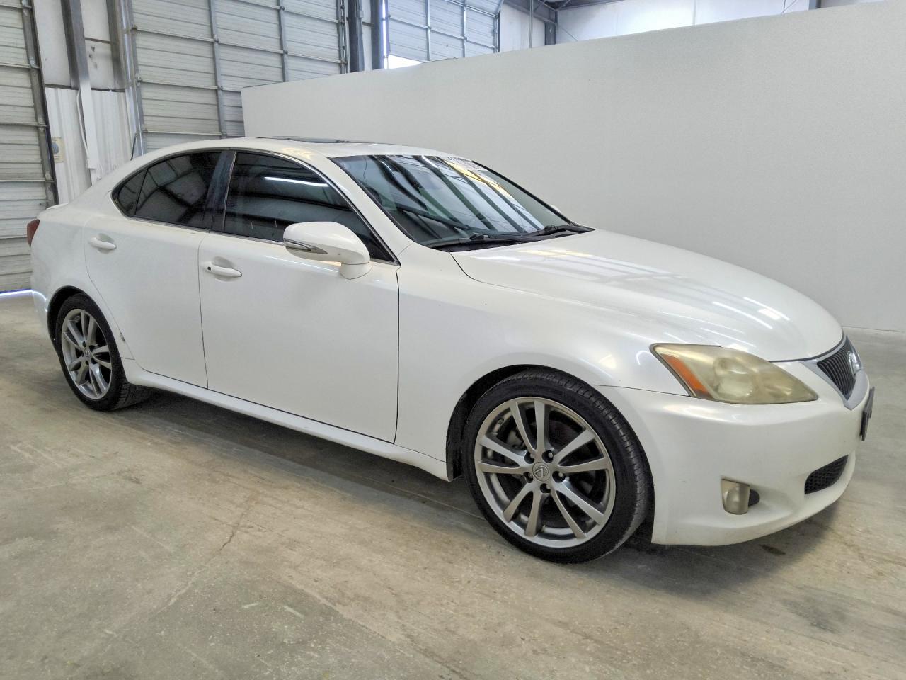 2009 Lexus Is 250 Base White vin: JTHBK262392088775