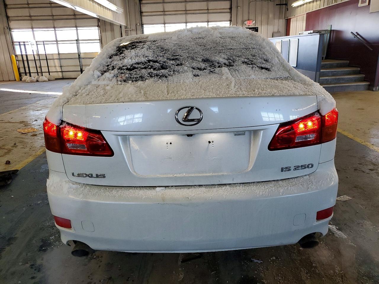 2008 Lexus Is 250 Base White vin: JTHBK262482066993