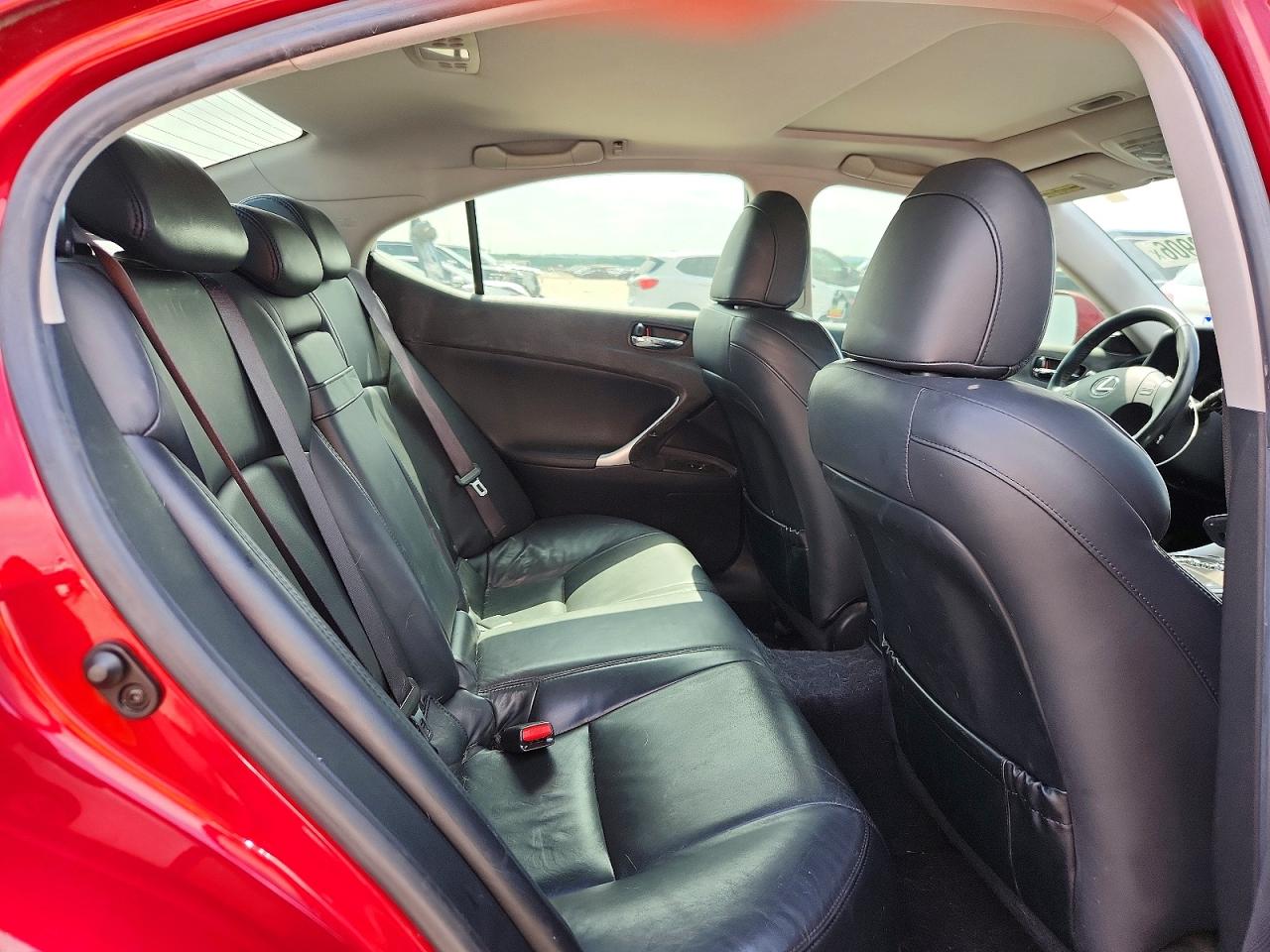 2008 Lexus Is 250 Burgundy vin: JTHBK262485072310