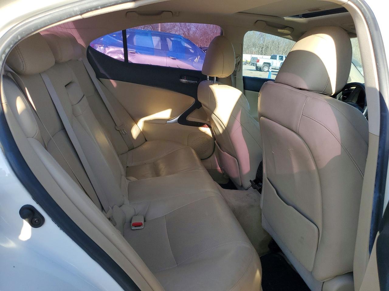 2006 Lexus Is 250 Base White vin: JTHBK262562007089