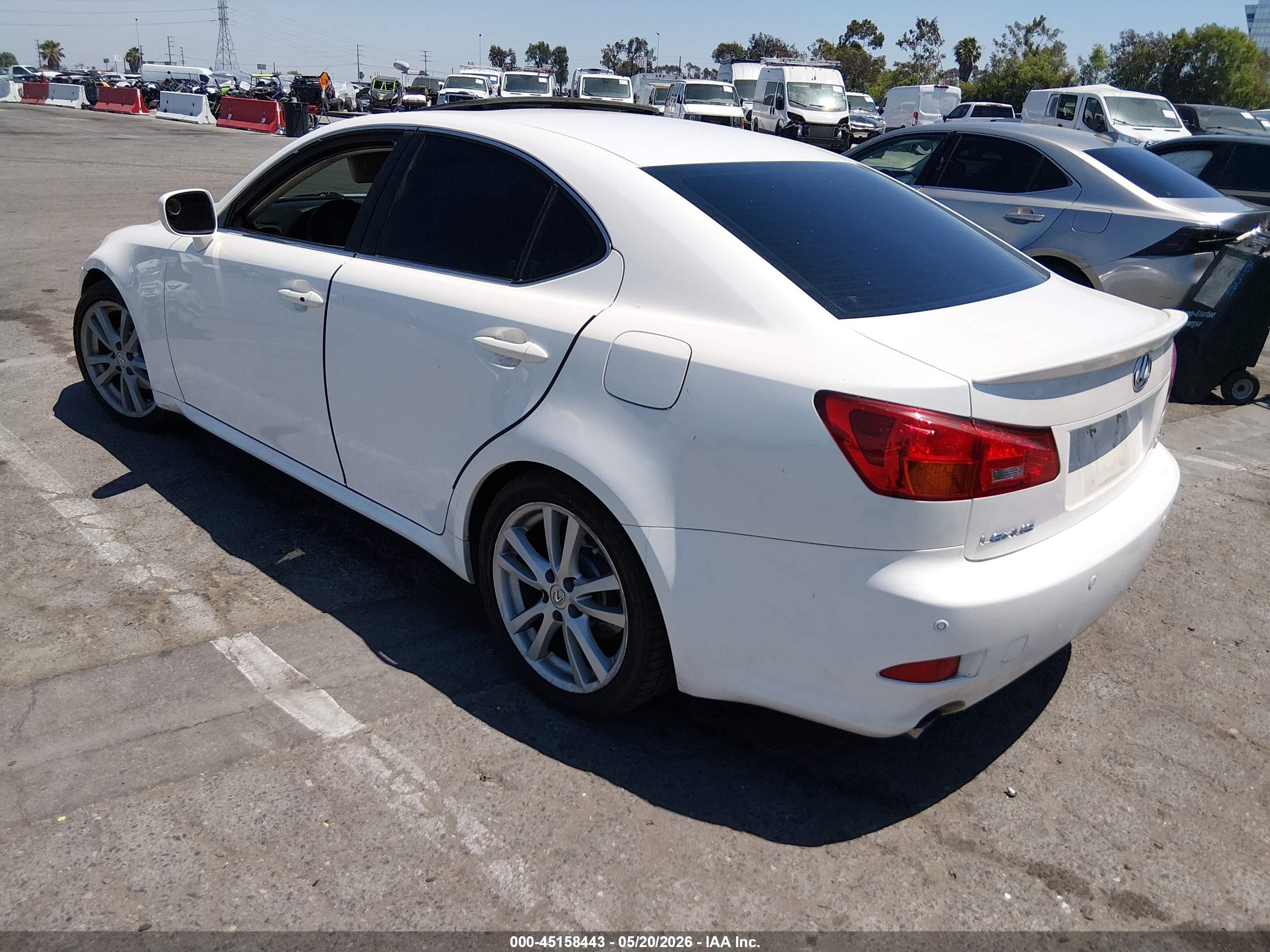 2006 Lexus Is 250   White vin: JTHBK262565012971