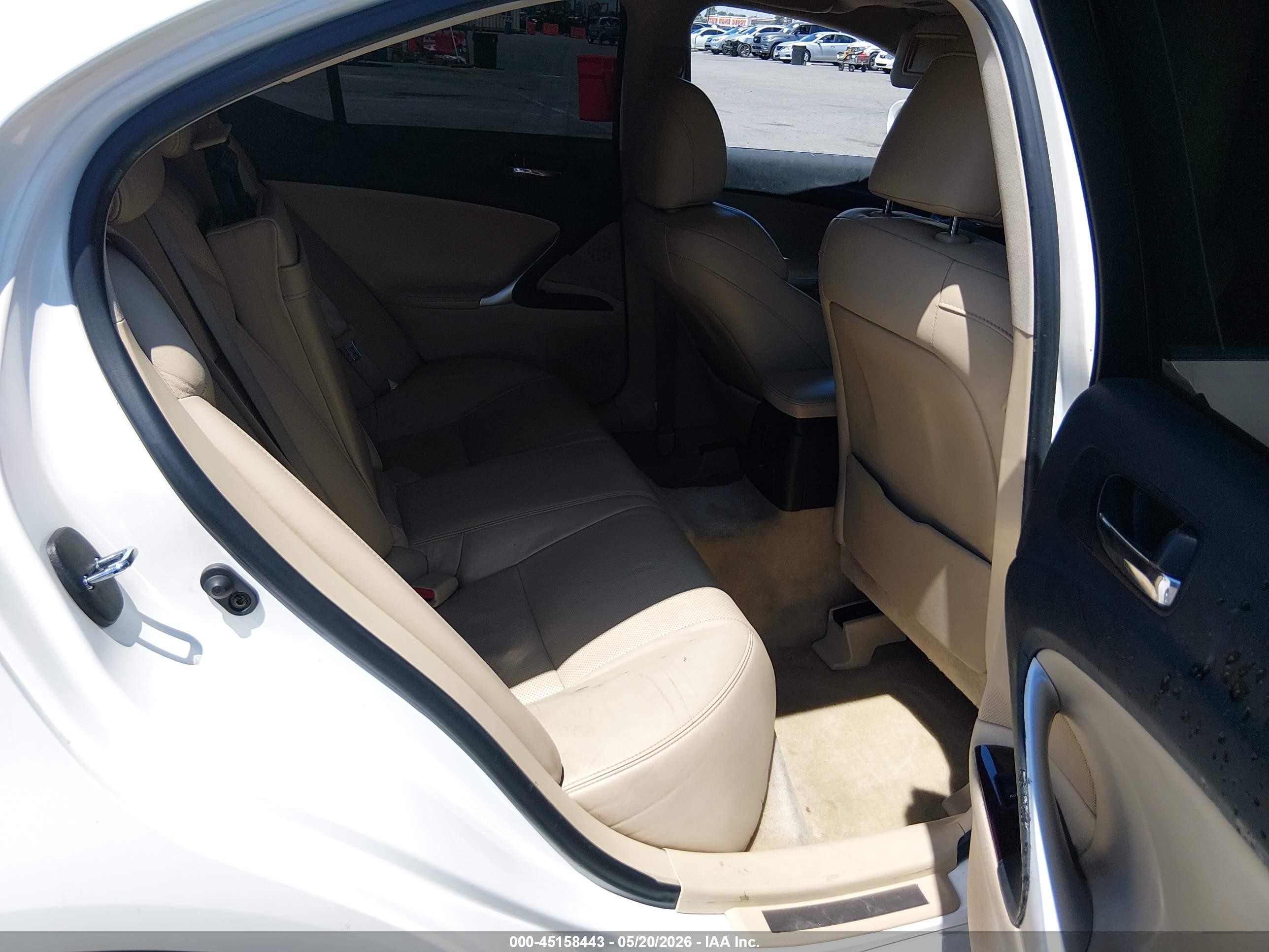 2006 Lexus Is 250   White vin: JTHBK262565012971