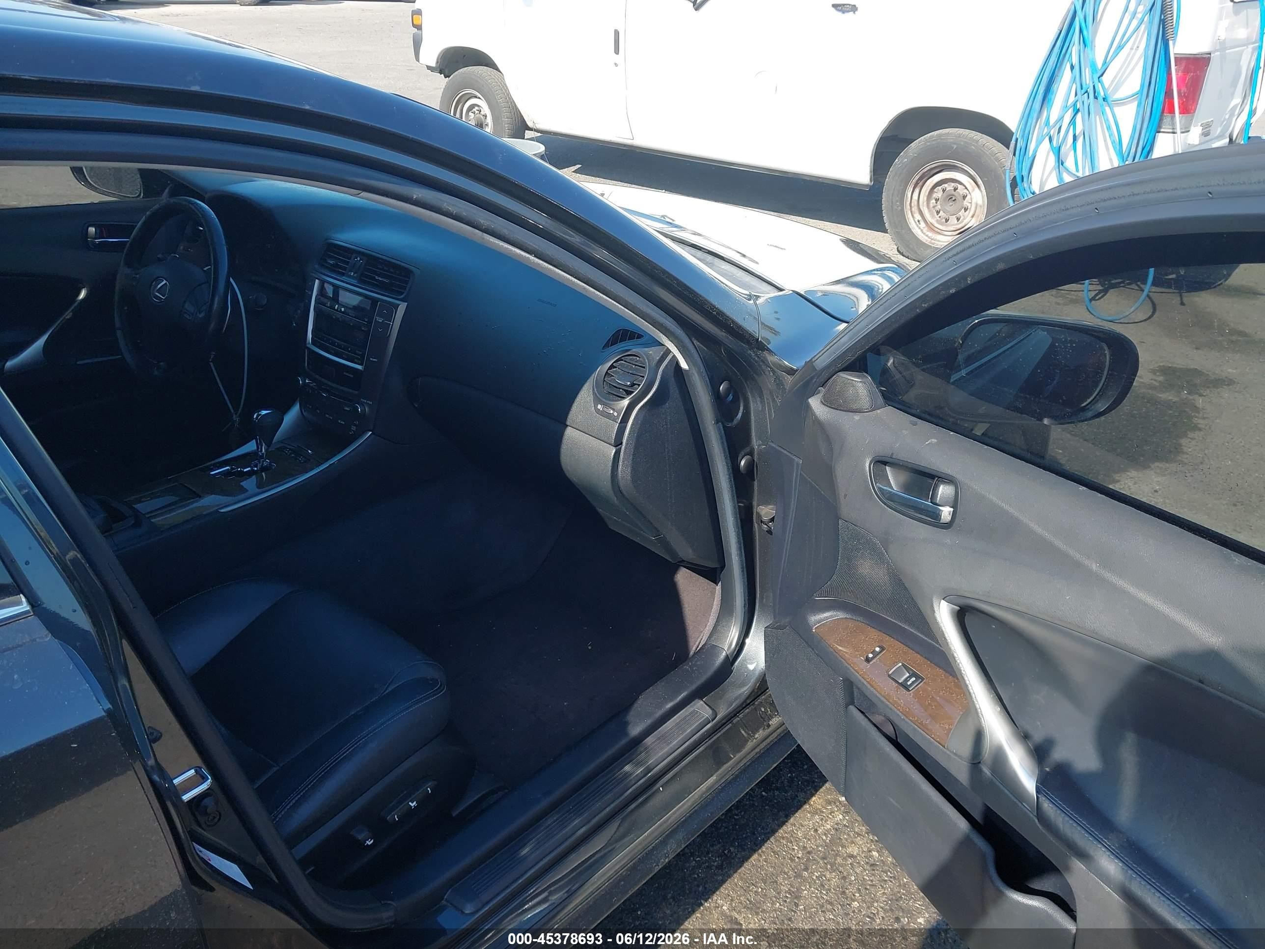 2009 Lexus Is 250   Black vin: JTHBK262592093072
