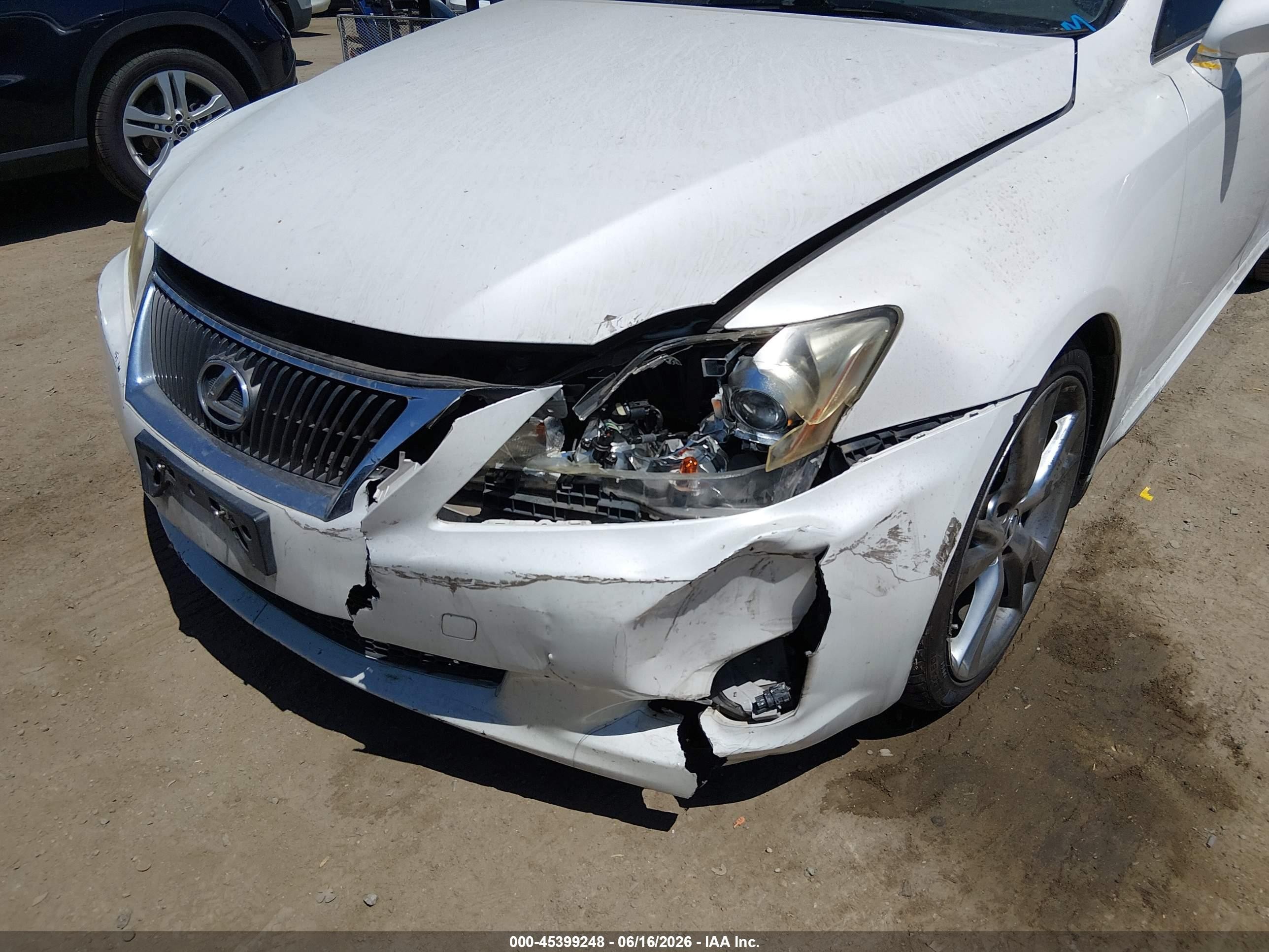 2009 Lexus Is 250   White vin: JTHBK262595088341