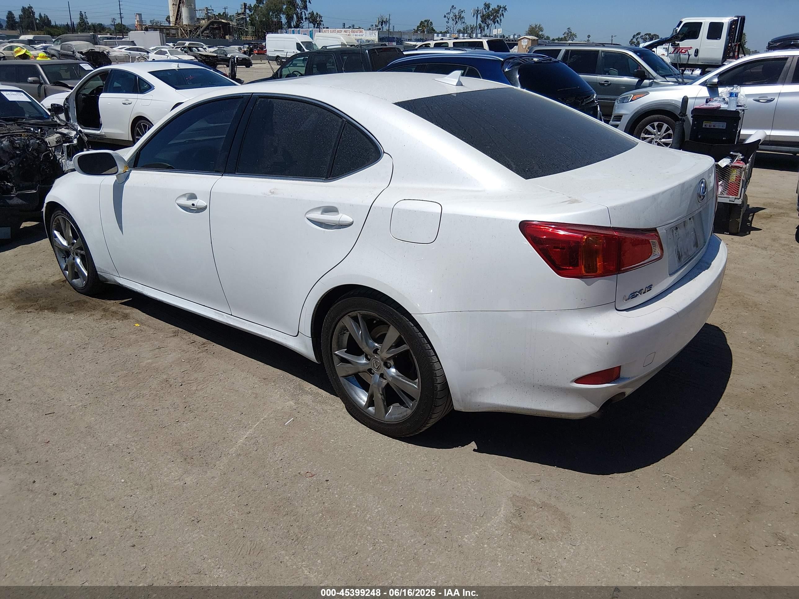 2009 Lexus Is 250   White vin: JTHBK262595088341