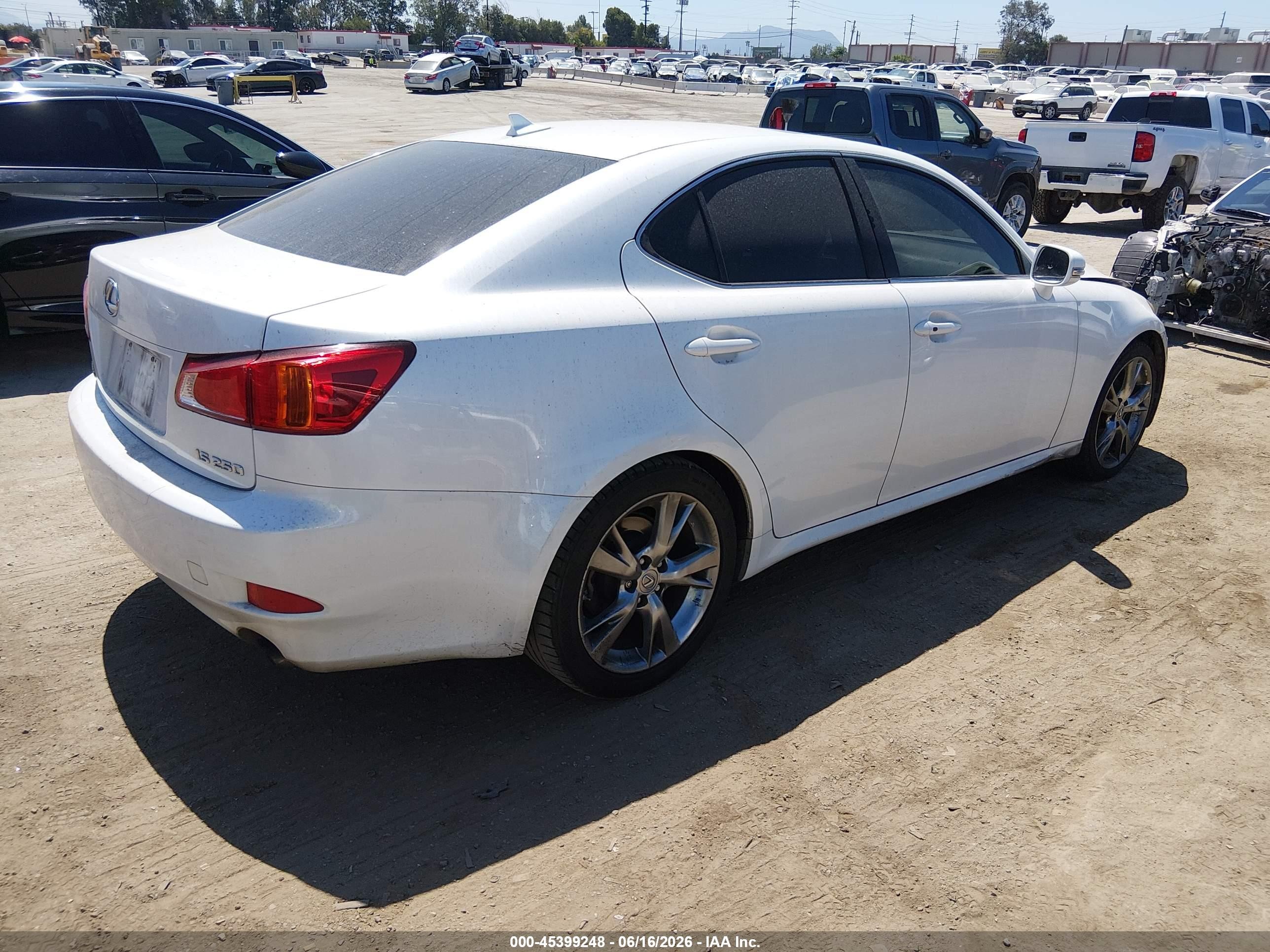2009 Lexus Is 250   White vin: JTHBK262595088341