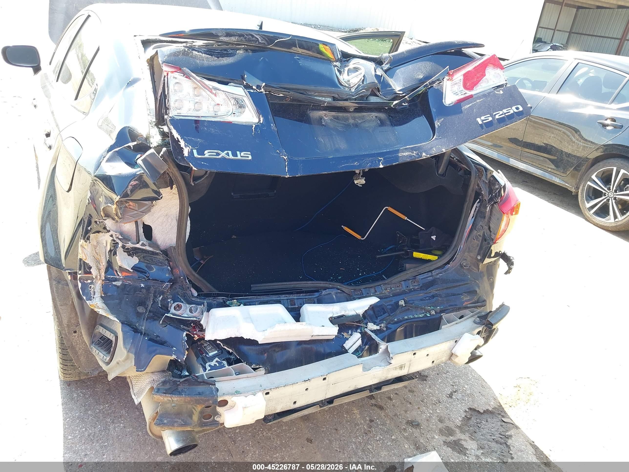 2009 Lexus Is 250   Blue vin: JTHBK262595100584