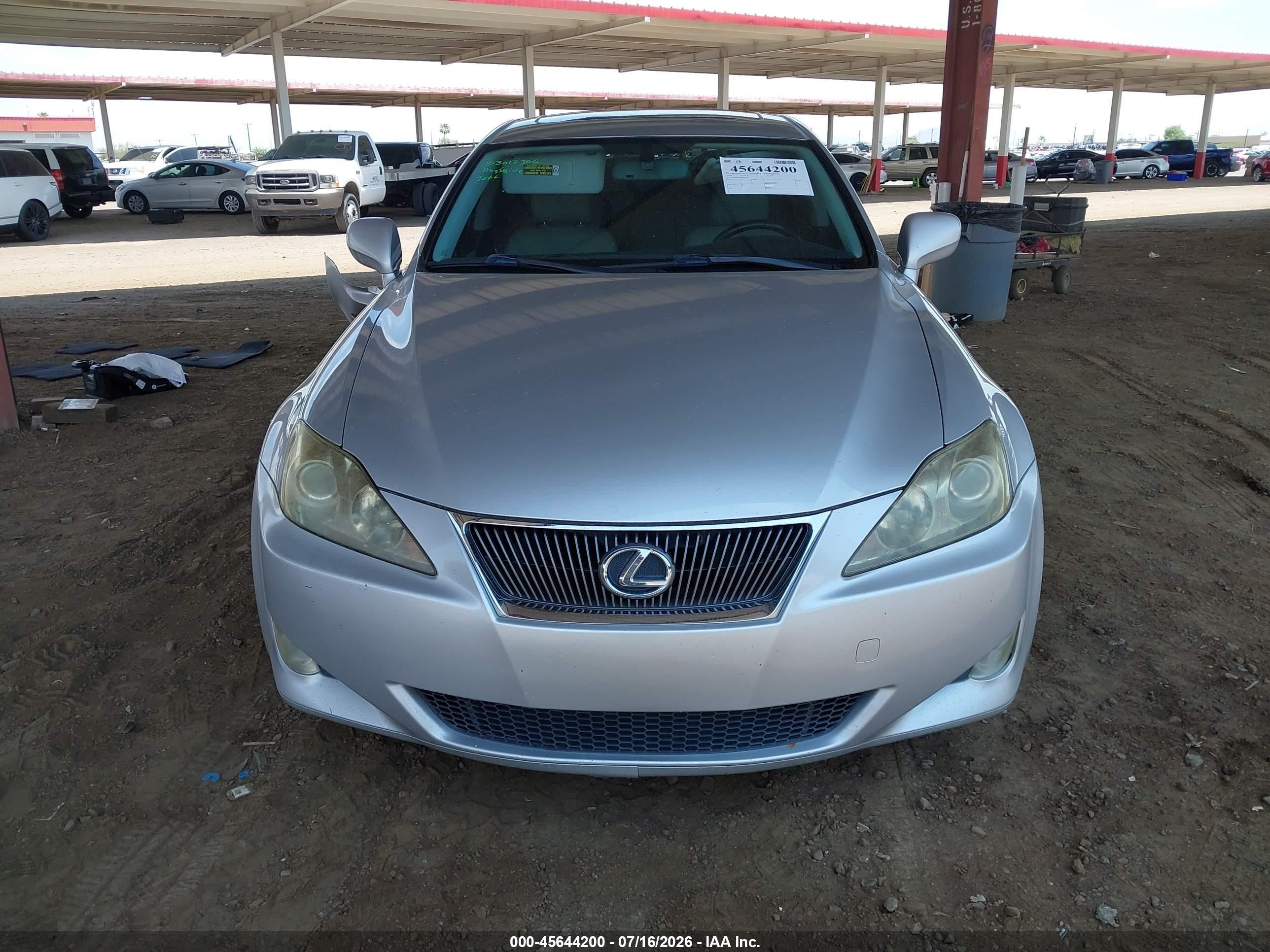 2008 Lexus Is 250   Серебряный vin: JTHBK262685051975