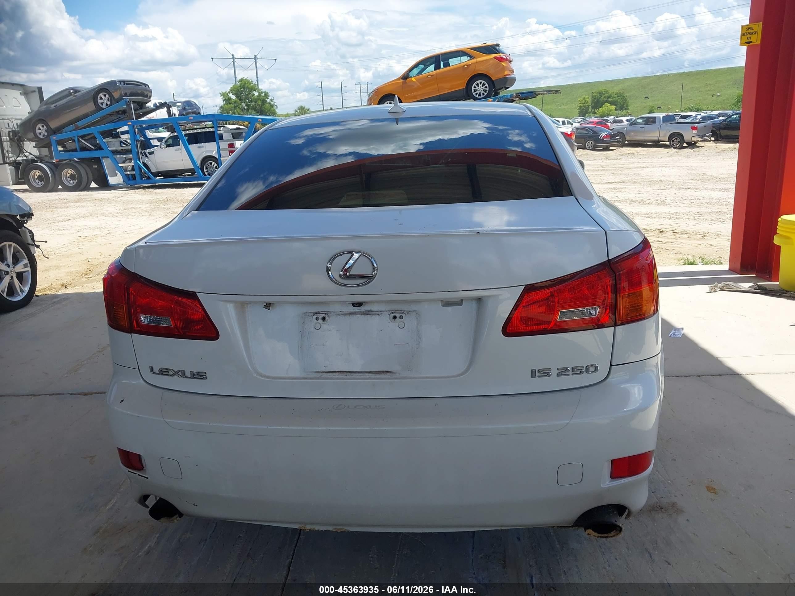 2008 Lexus Is 250   White vin: JTHBK262685059171