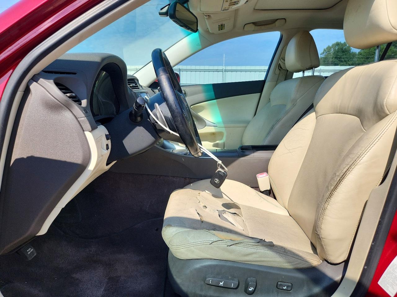 2009 Lexus Is 250 Base Red vin: JTHBK262692091055