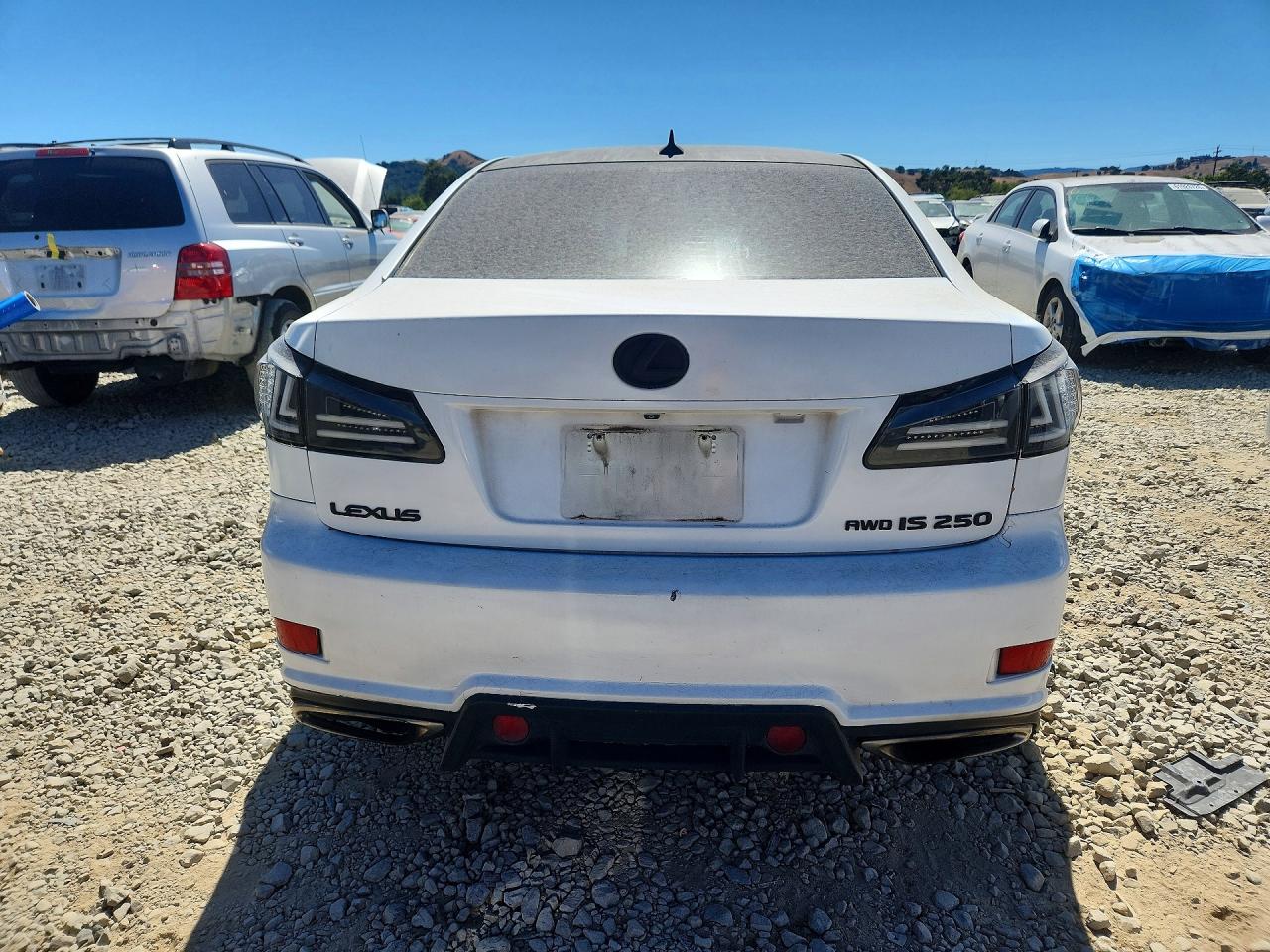 2009 Lexus Is 250 Base White vin: JTHBK262792083496