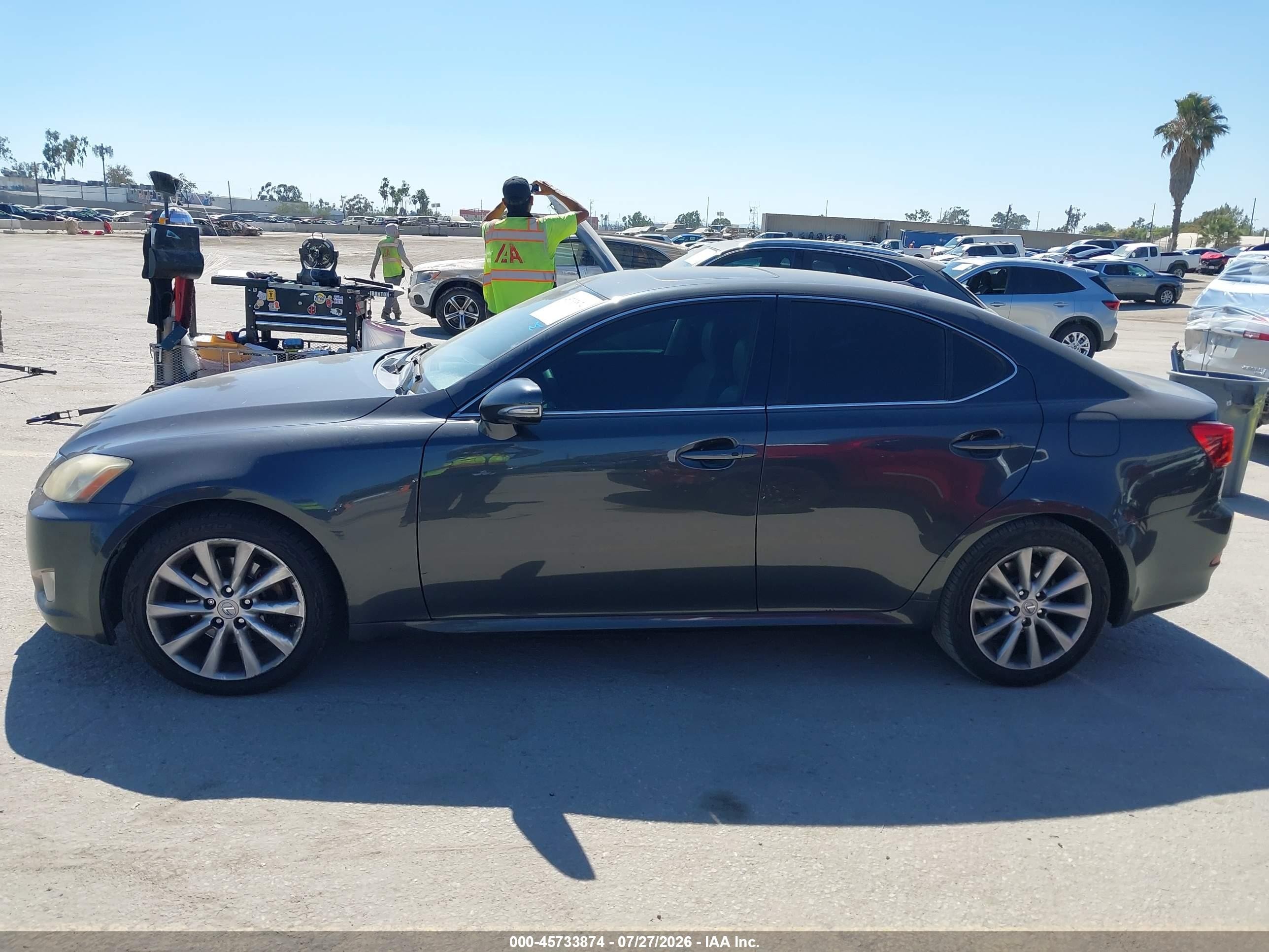 2009 Lexus Is 250   Black vin: JTHBK262795088129