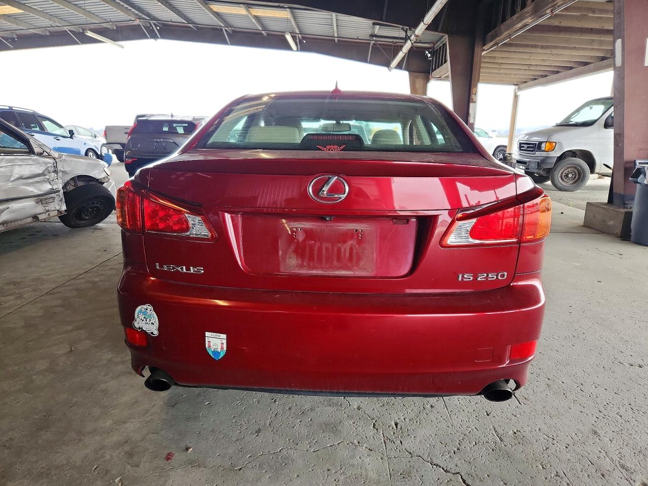 2009 Lexus Is 250 Base Red vin: JTHBK262895104130