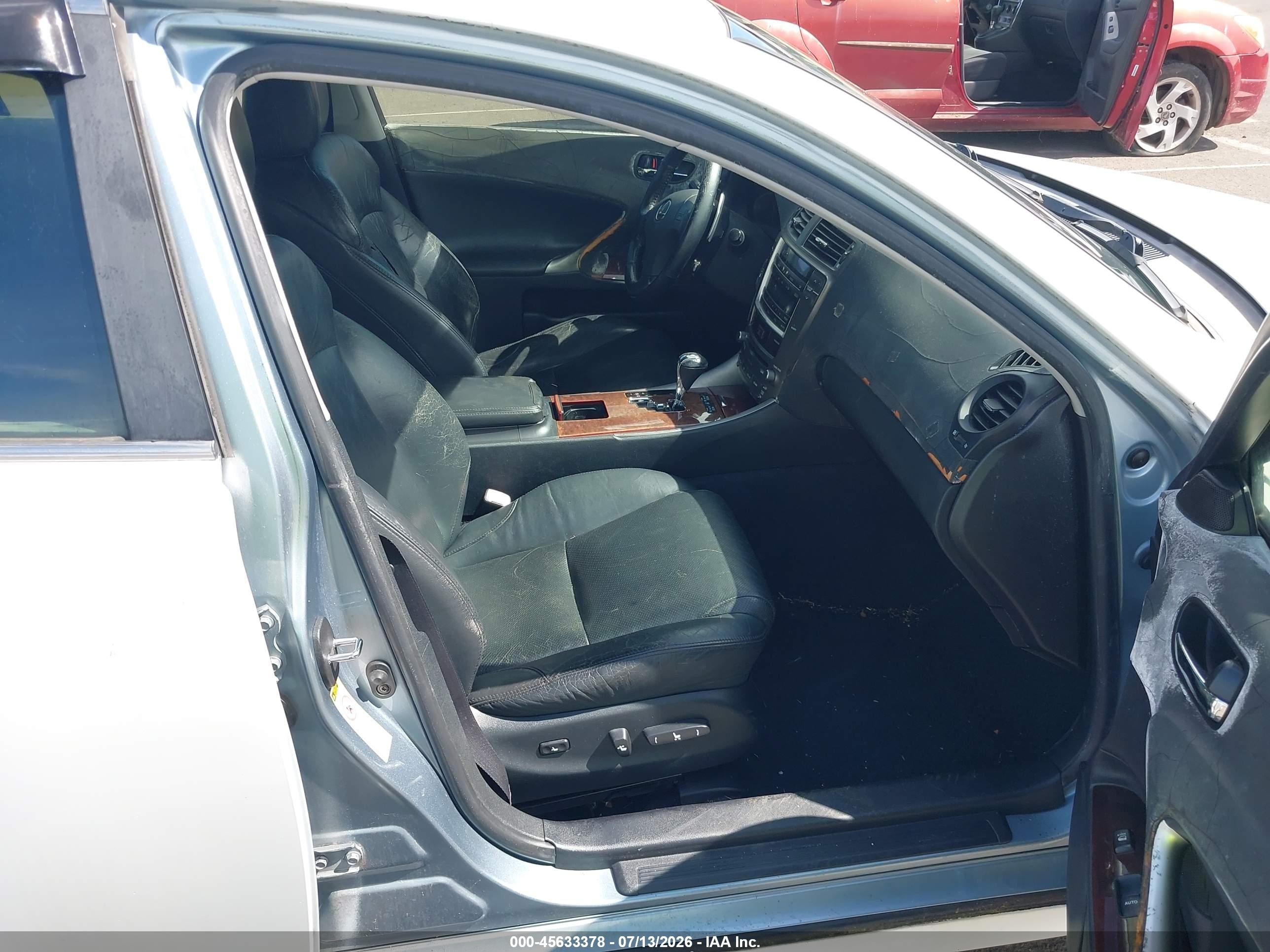 2006 Lexus Is 250   White vin: JTHBK262962011579