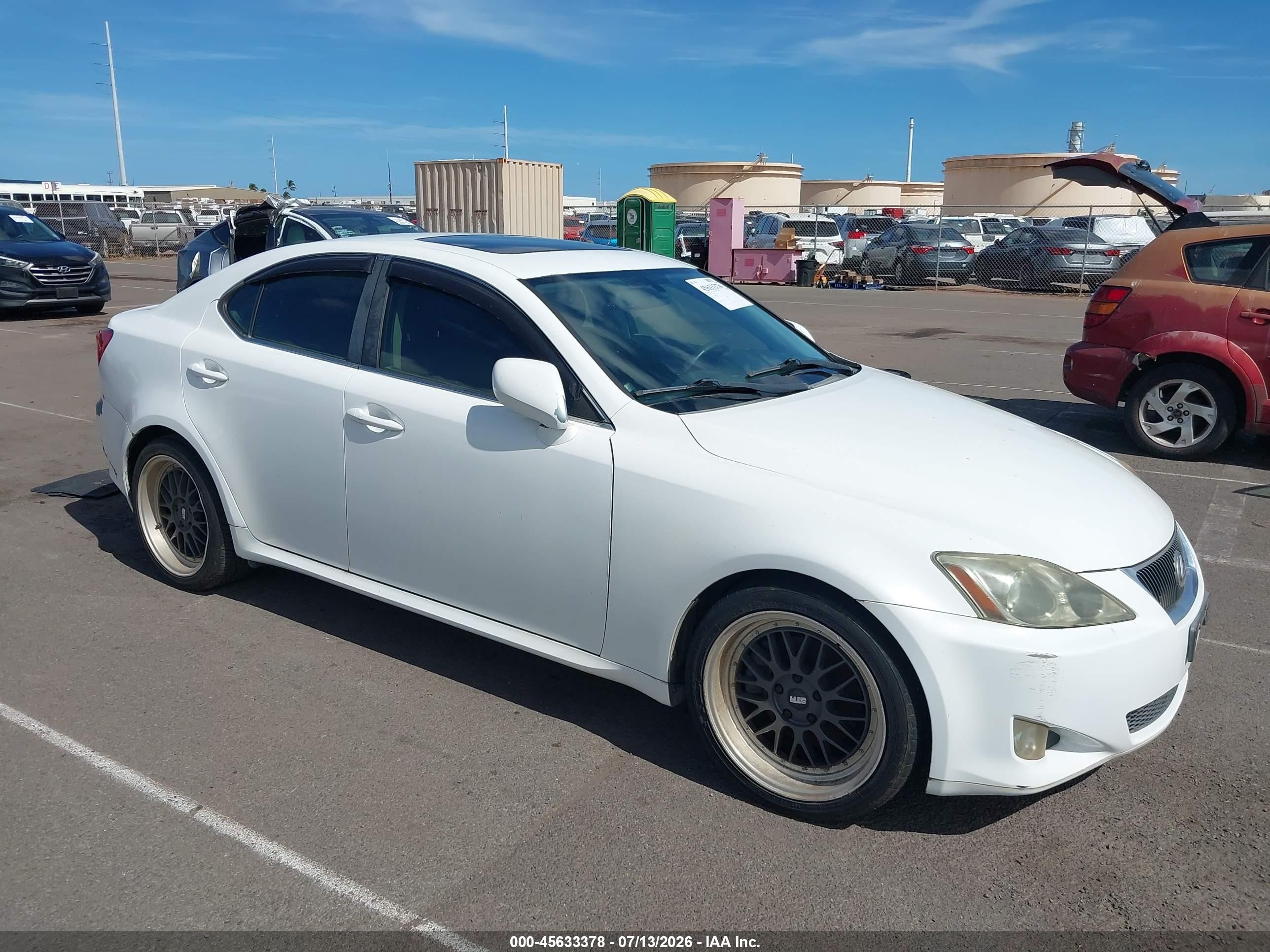 2006 Lexus Is 250   White vin: JTHBK262962011579