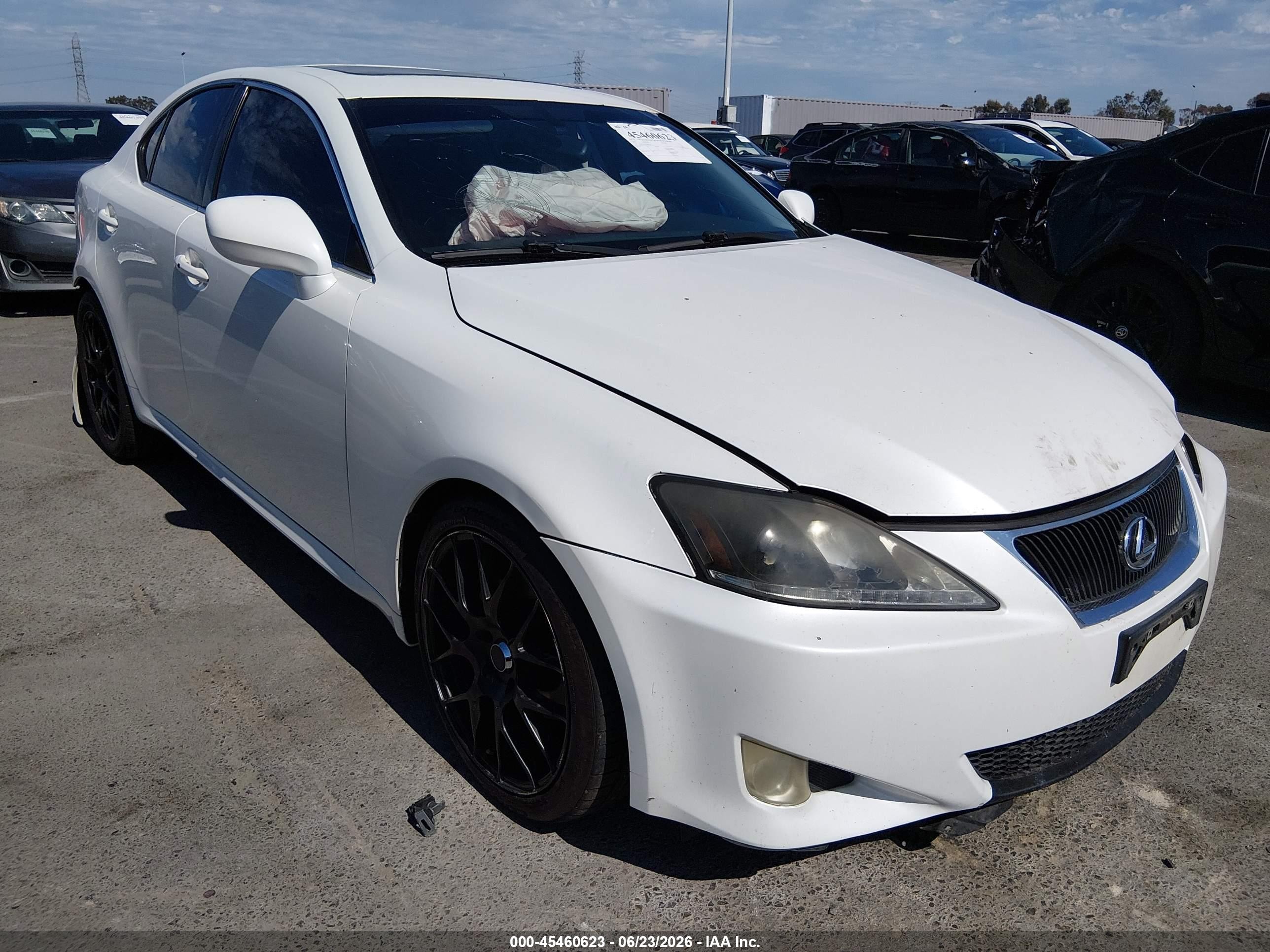 2007 Lexus Is 250   White vin: JTHBK262972024270