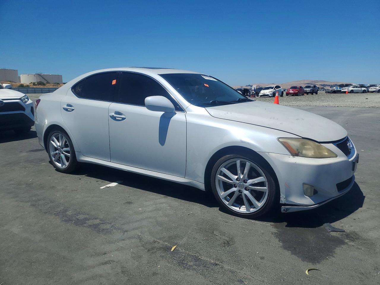 2007 Lexus Is 250 Base White vin: JTHBK262972056765