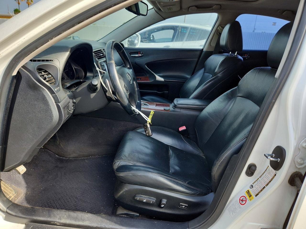 2008 Lexus Is 250 Base White vin: JTHBK262982059554