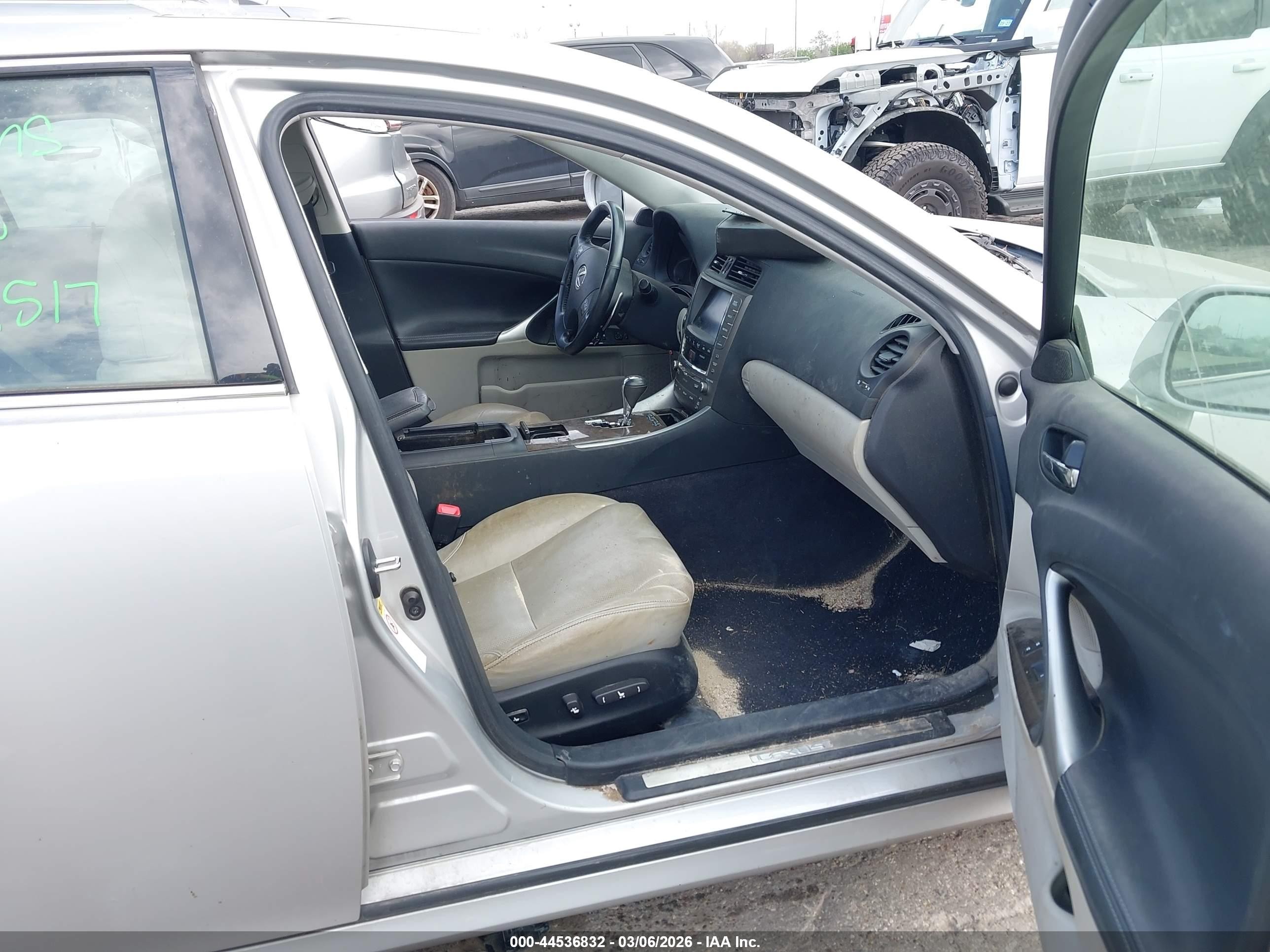 2009 Lexus Is 250 Silver vin: JTHBK262992084777