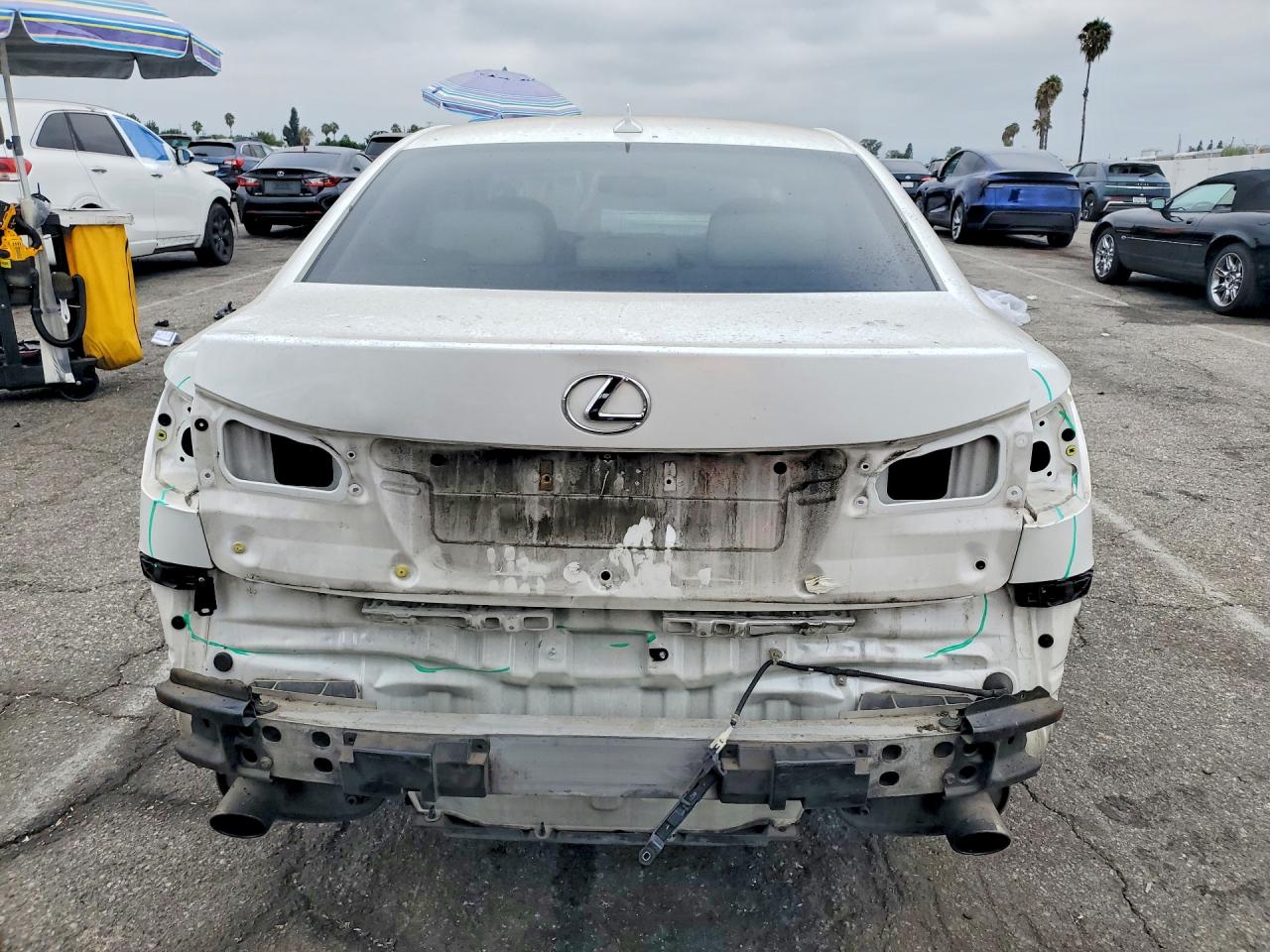 2009 Lexus Is 250 Base White vin: JTHBK262992092832