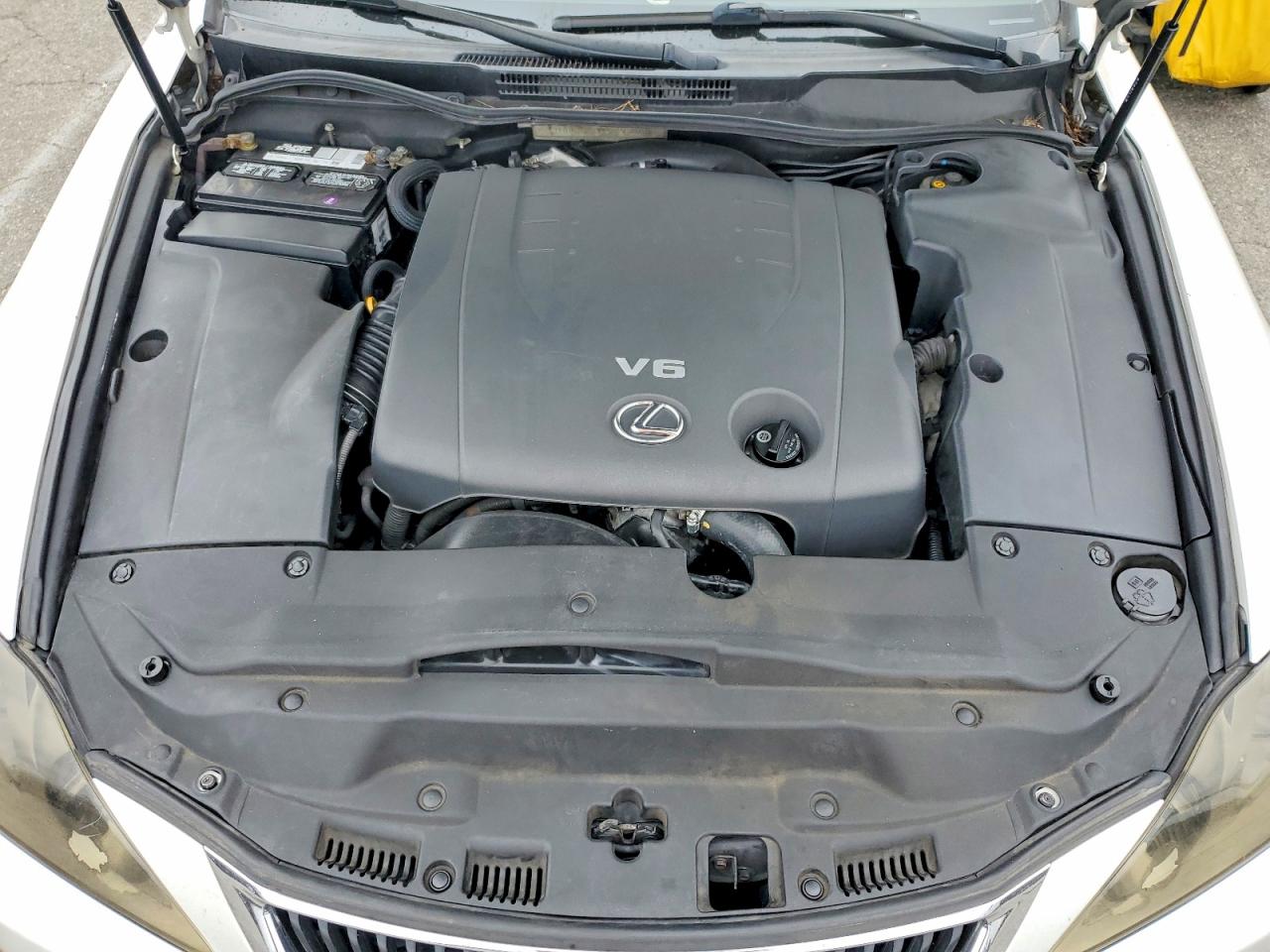 2009 Lexus Is 250 Base White vin: JTHBK262992092832