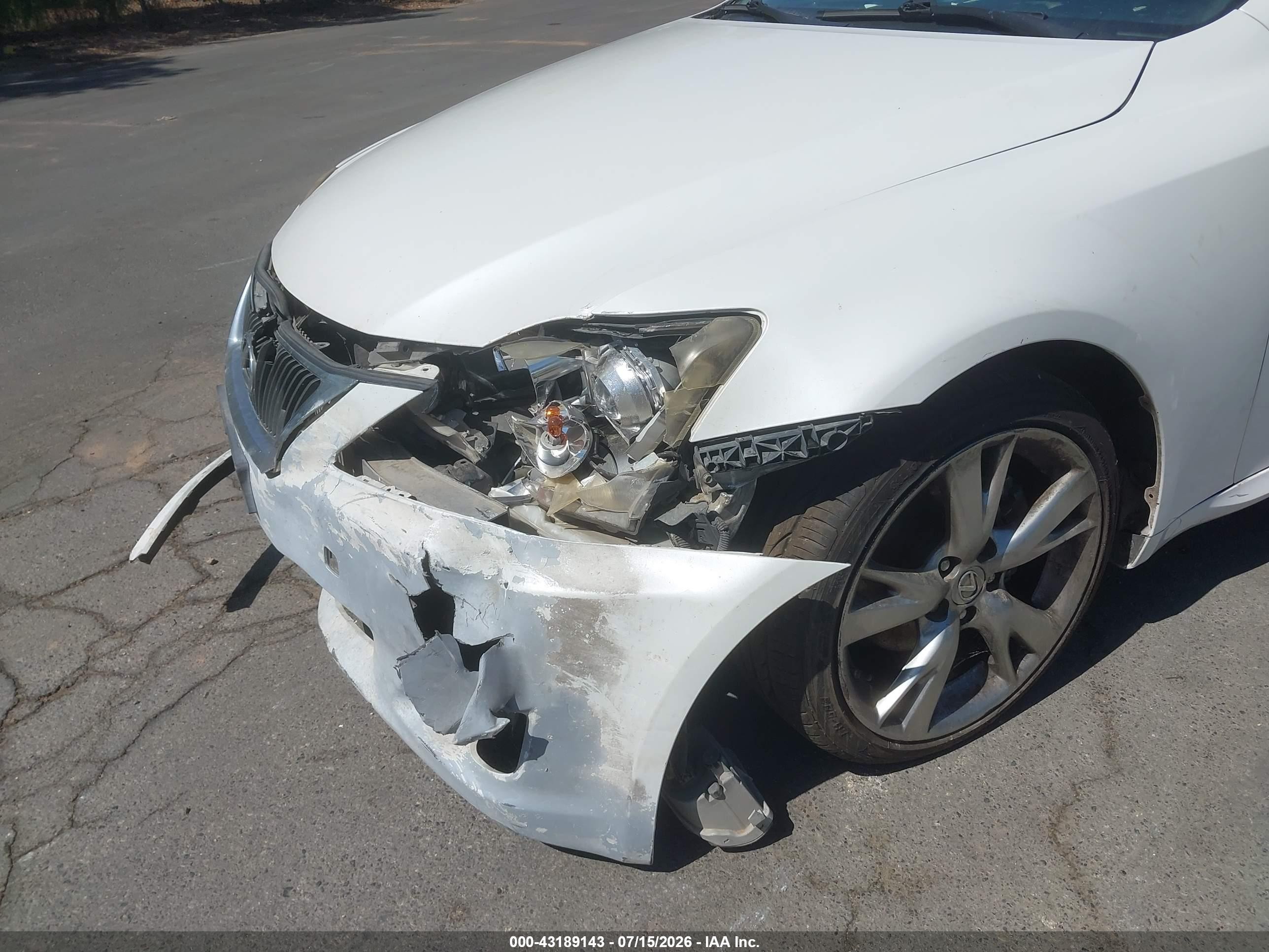 2009 Lexus Is 250   White vin: JTHBK262995094966