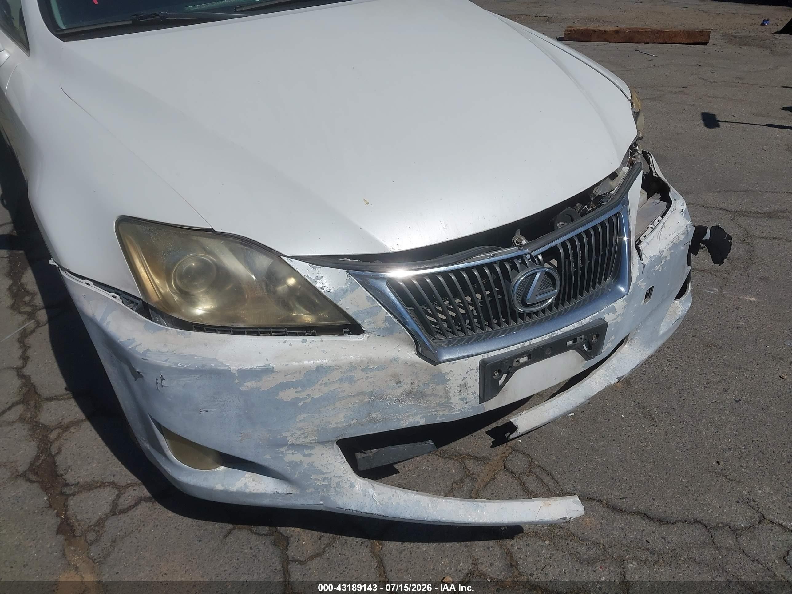 2009 Lexus Is 250   White vin: JTHBK262995094966
