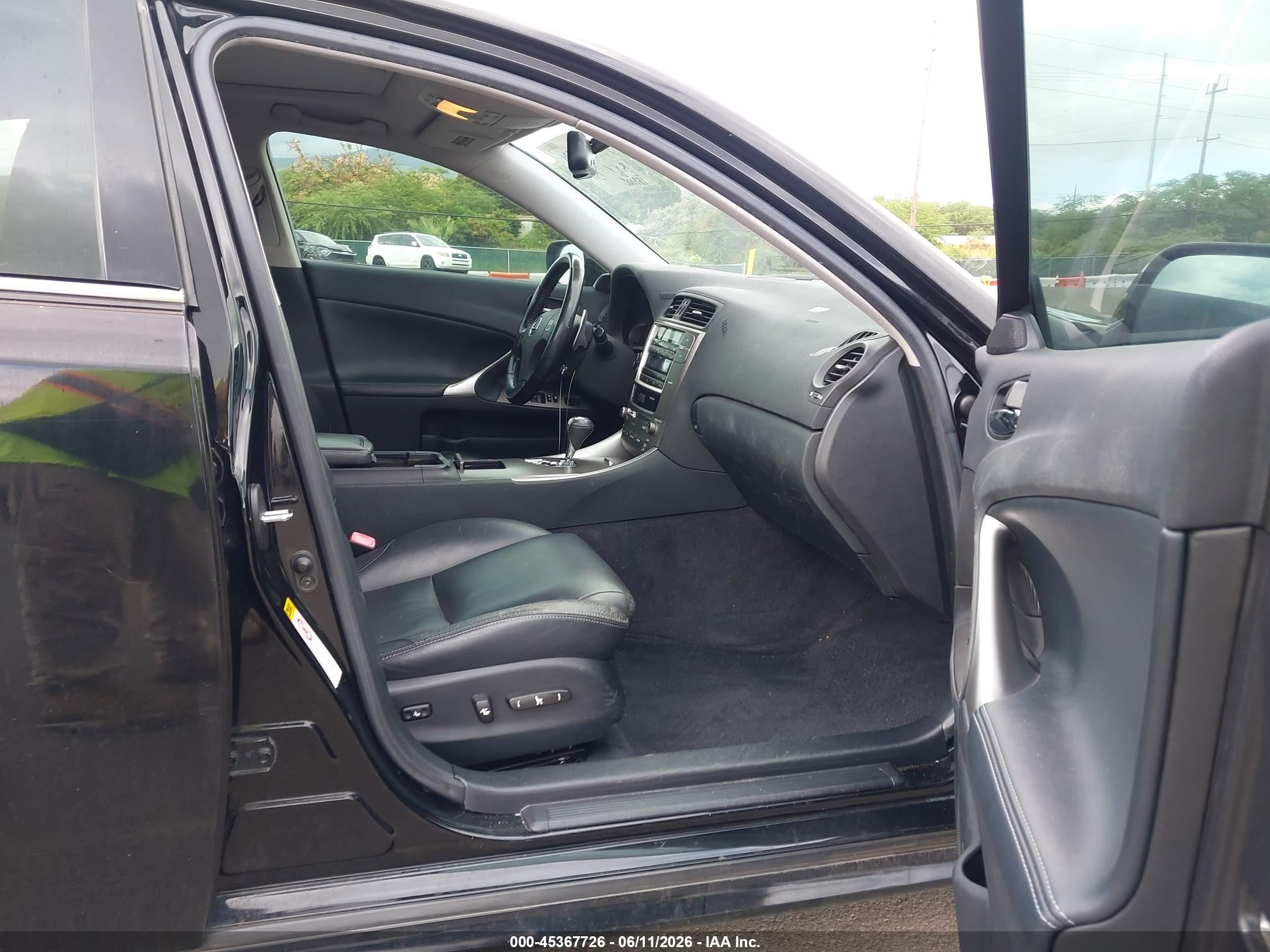 2009 Lexus Is 250   Black vin: JTHBK262995095681