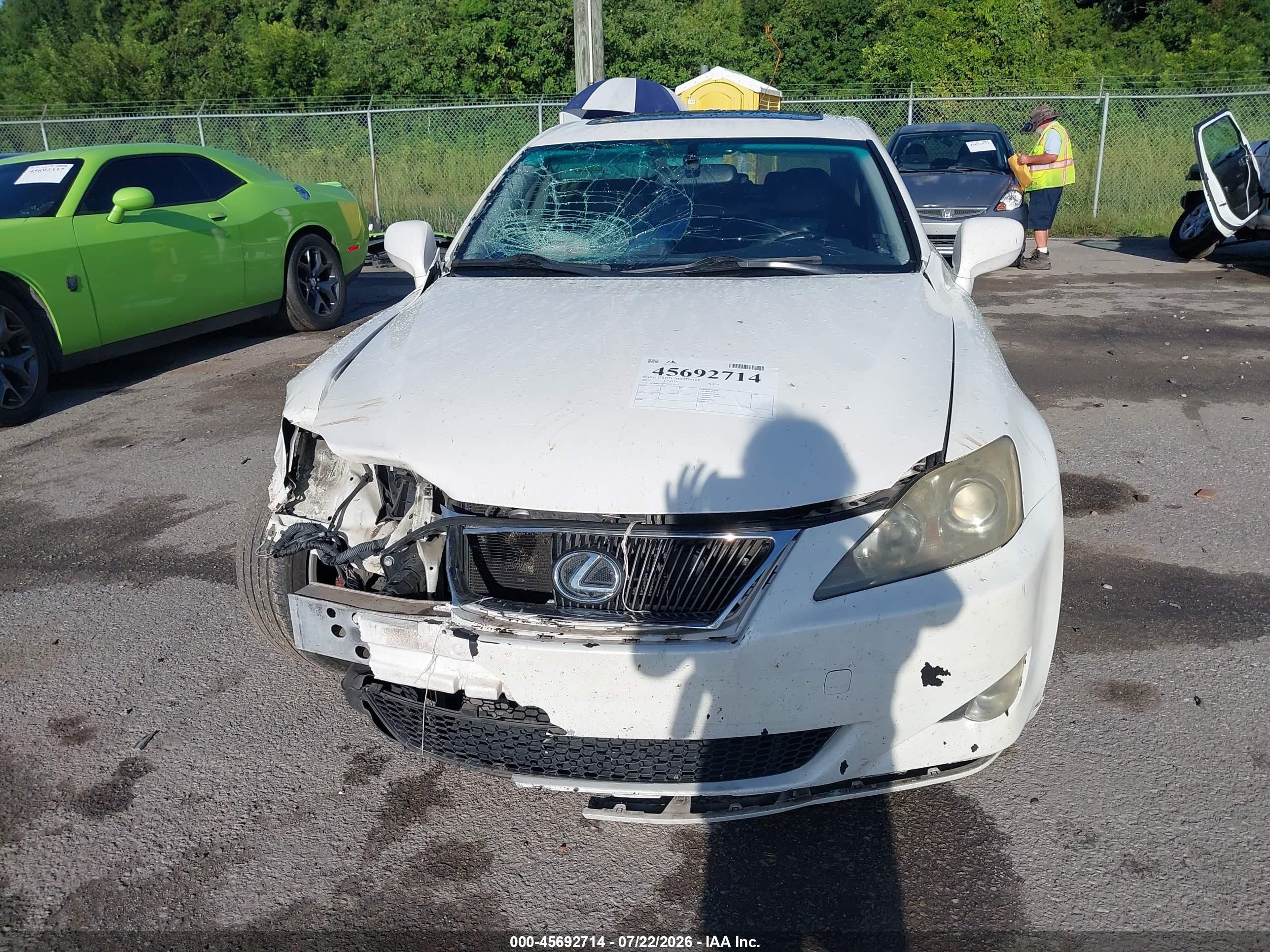 2006 Lexus Is 250   Белый vin: JTHBK262X62013275