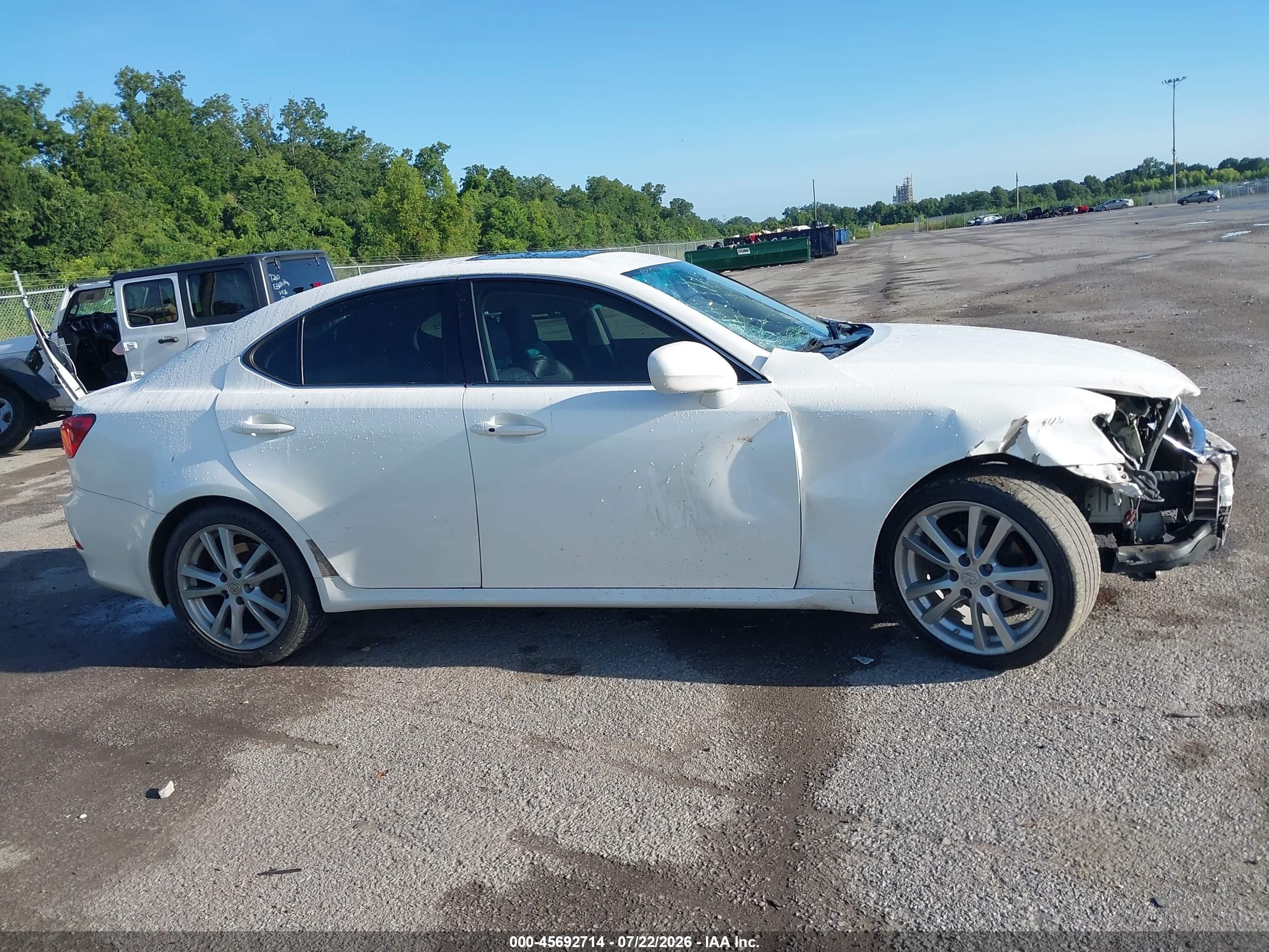 2006 Lexus Is 250   Белый vin: JTHBK262X62013275