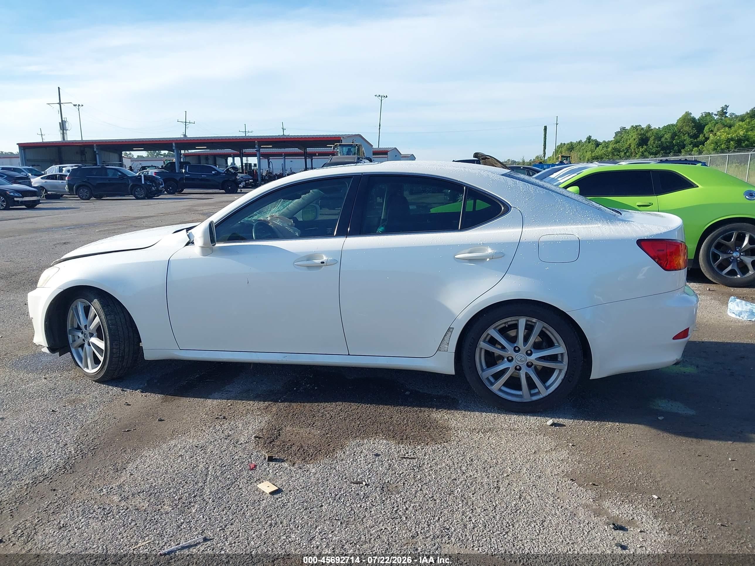 2006 Lexus Is 250   Белый vin: JTHBK262X62013275