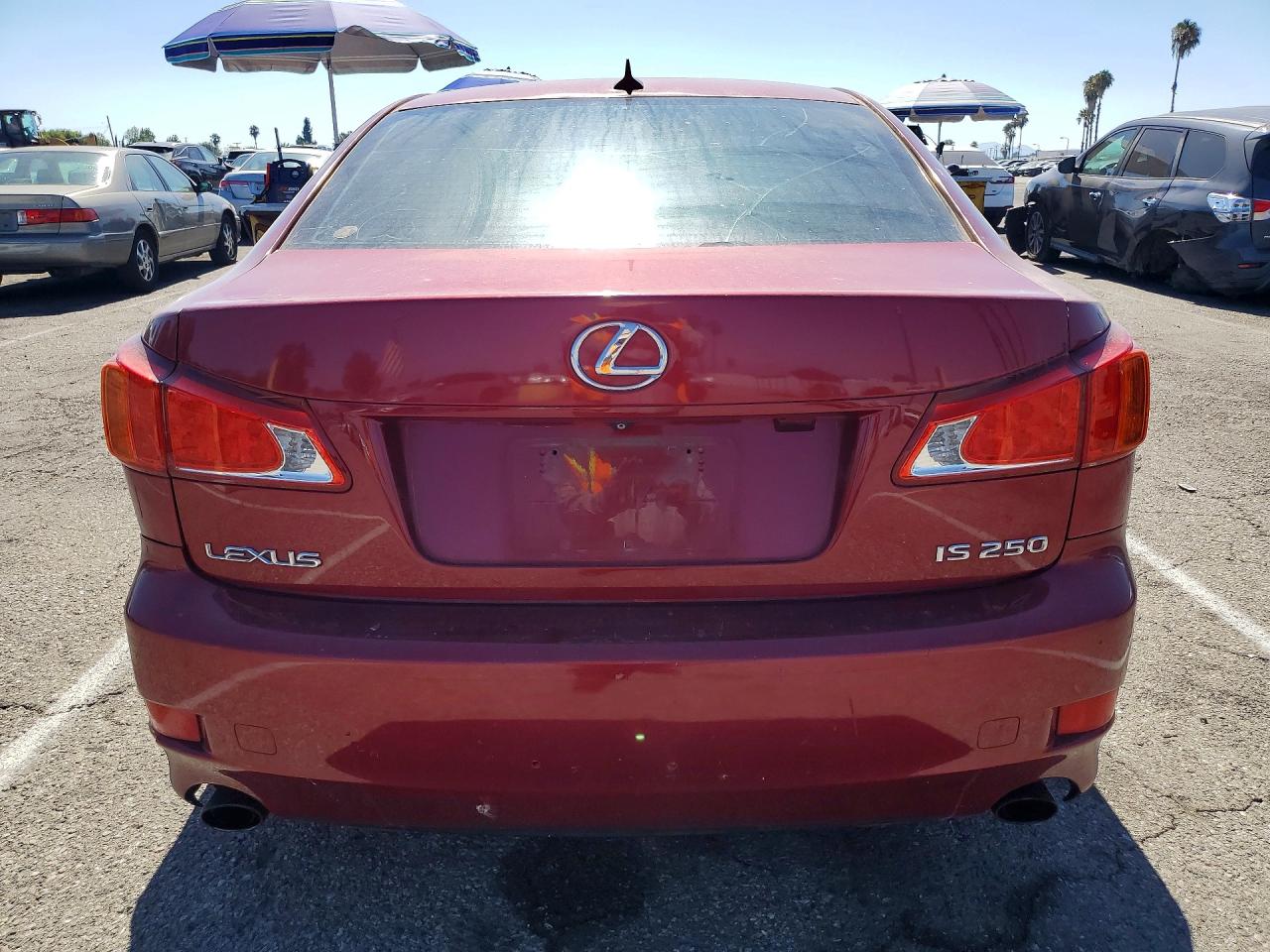 2009 Lexus Is 250 Red vin: JTHBK262X95097083