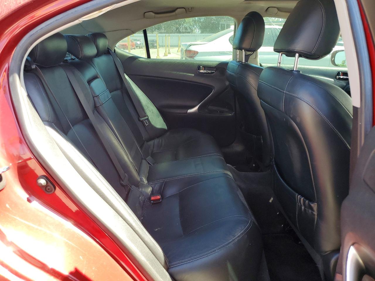 2009 Lexus Is 250 Red vin: JTHBK262X95097083