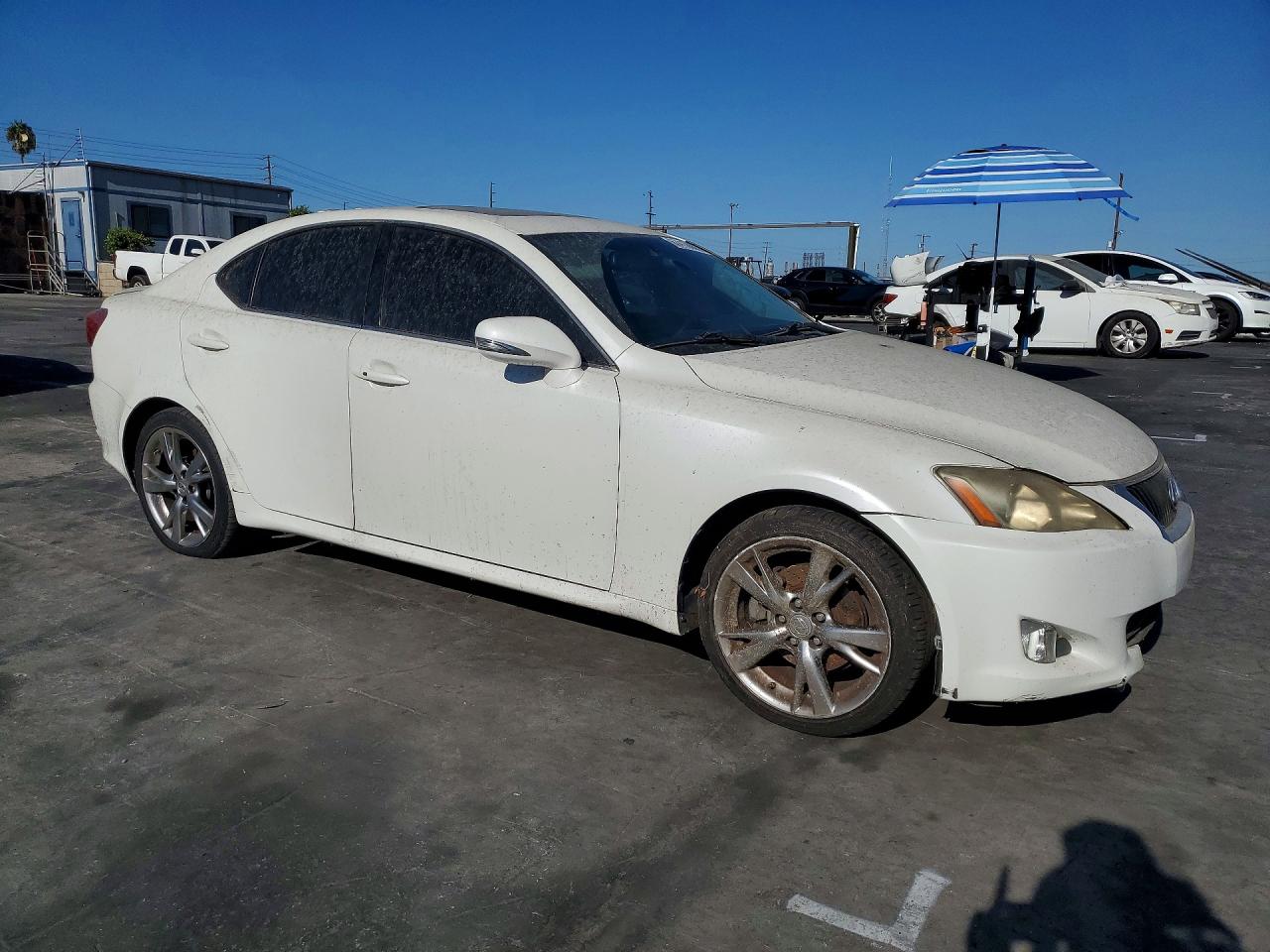 2009 Lexus Is 250 Base White vin: JTHBK262X95105327