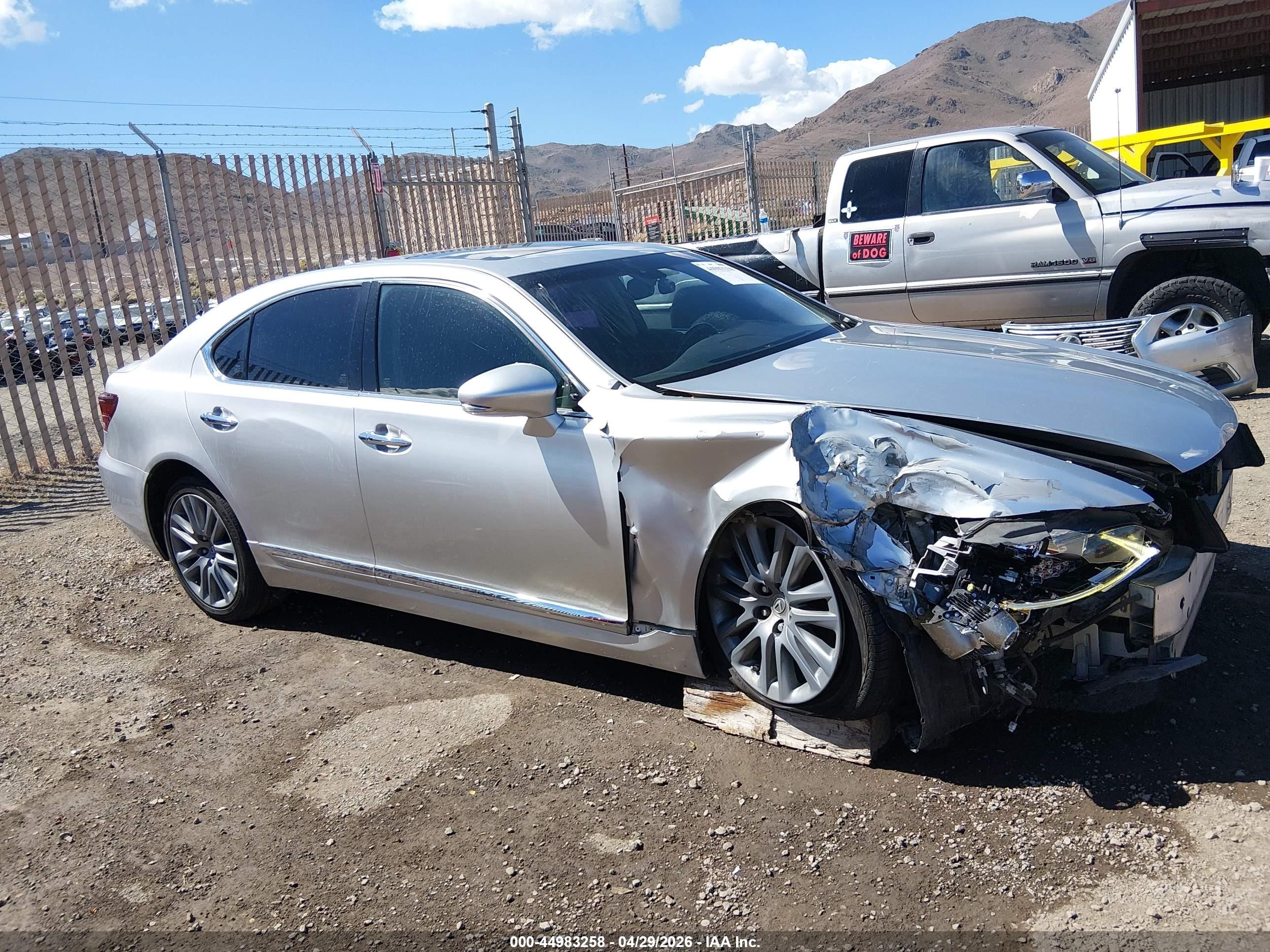 2013 Lexus Ls 460   Silver vin: JTHBL1EF3D5120093