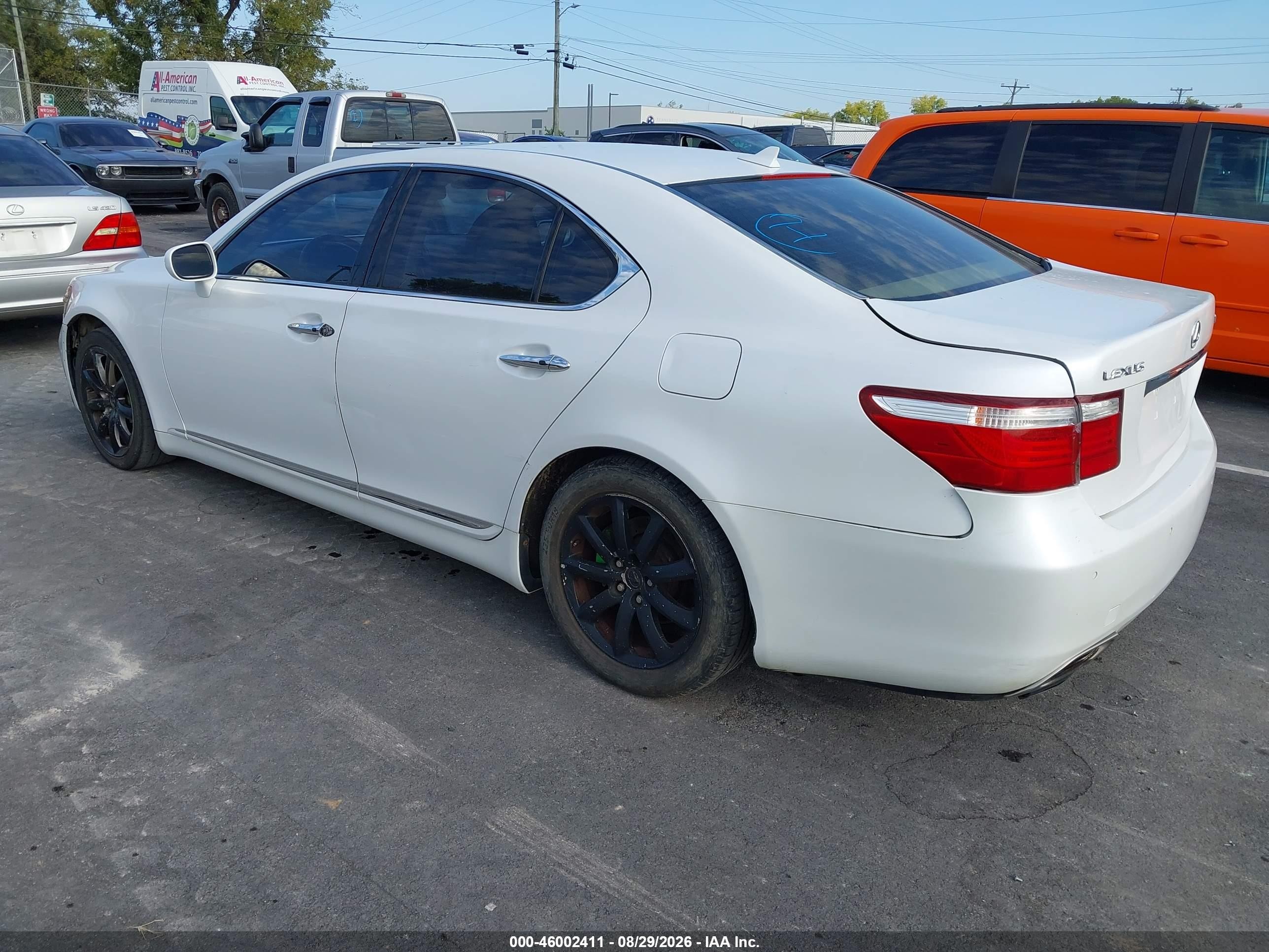 2007 Lexus Ls 460   Белый vin: JTHBL46F075033742