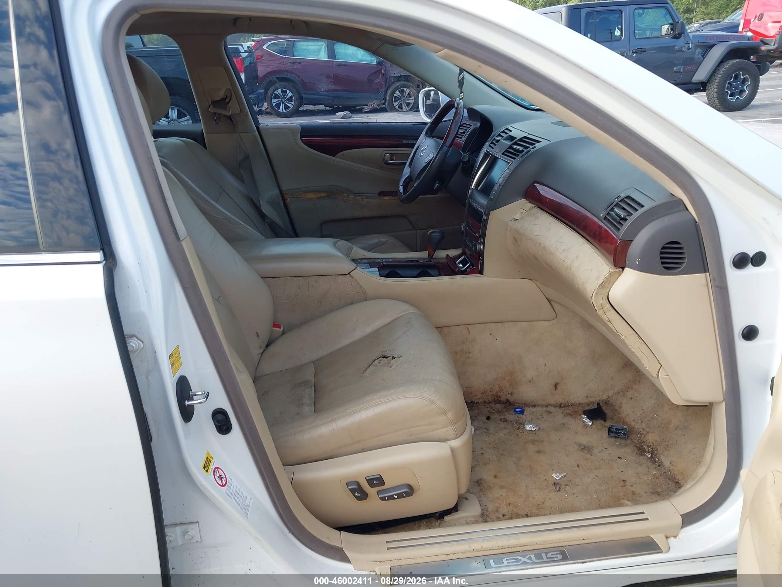 2007 Lexus Ls 460   Белый vin: JTHBL46F075033742