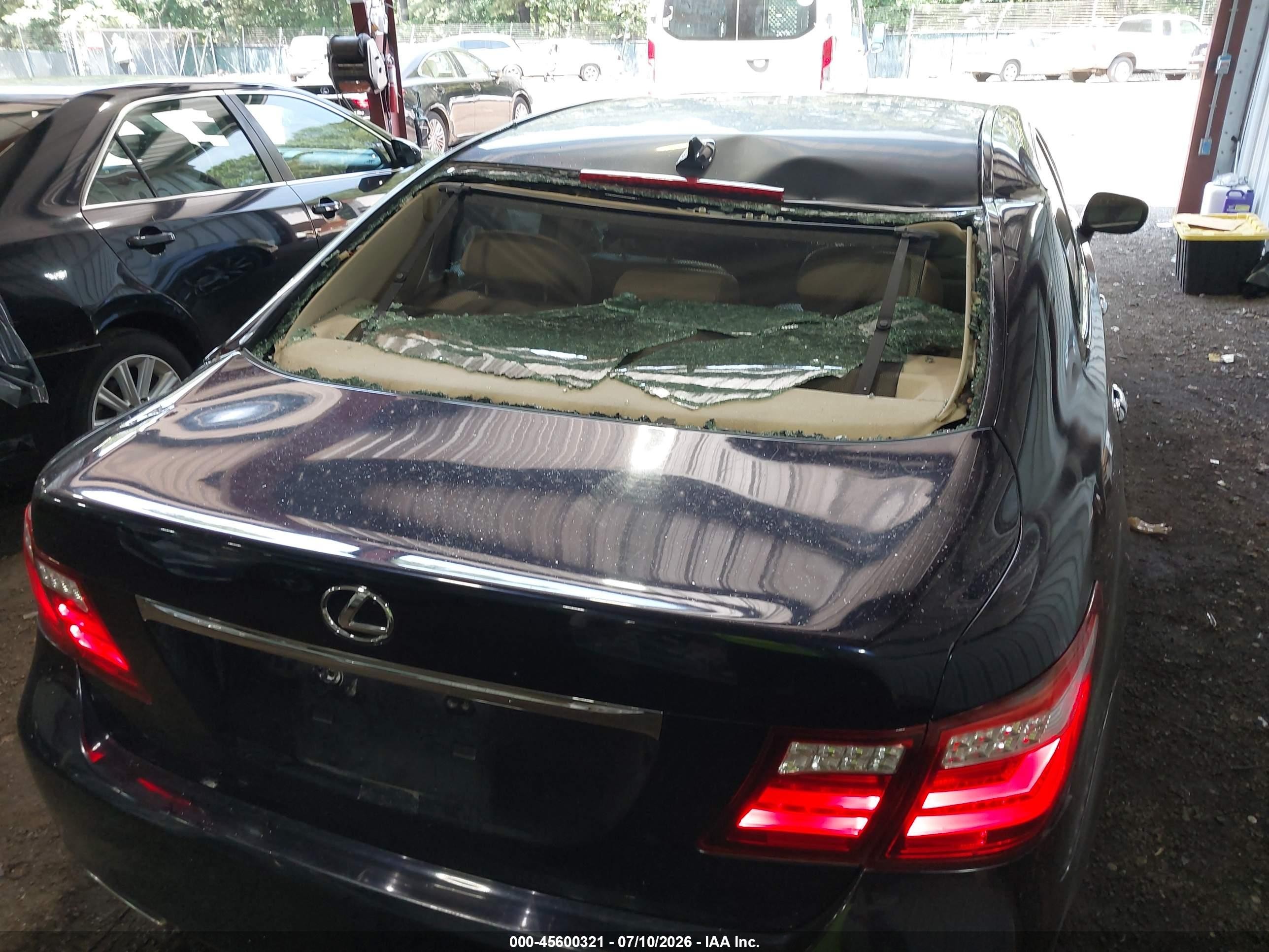 2008 Lexus Ls 460   Dark Blue vin: JTHBL46F085052213
