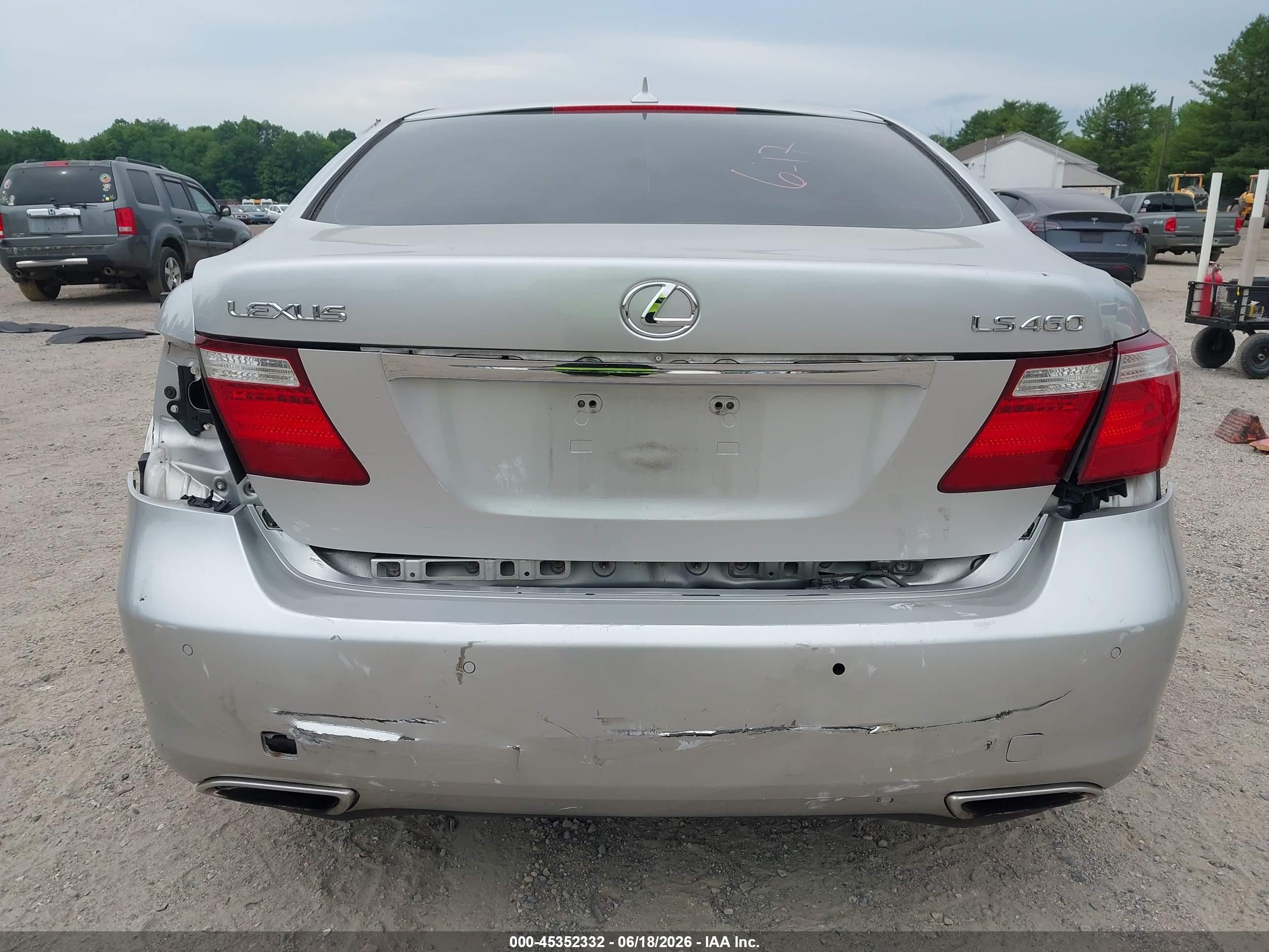 2008 Lexus Ls 460   Silver vin: JTHBL46F085062966